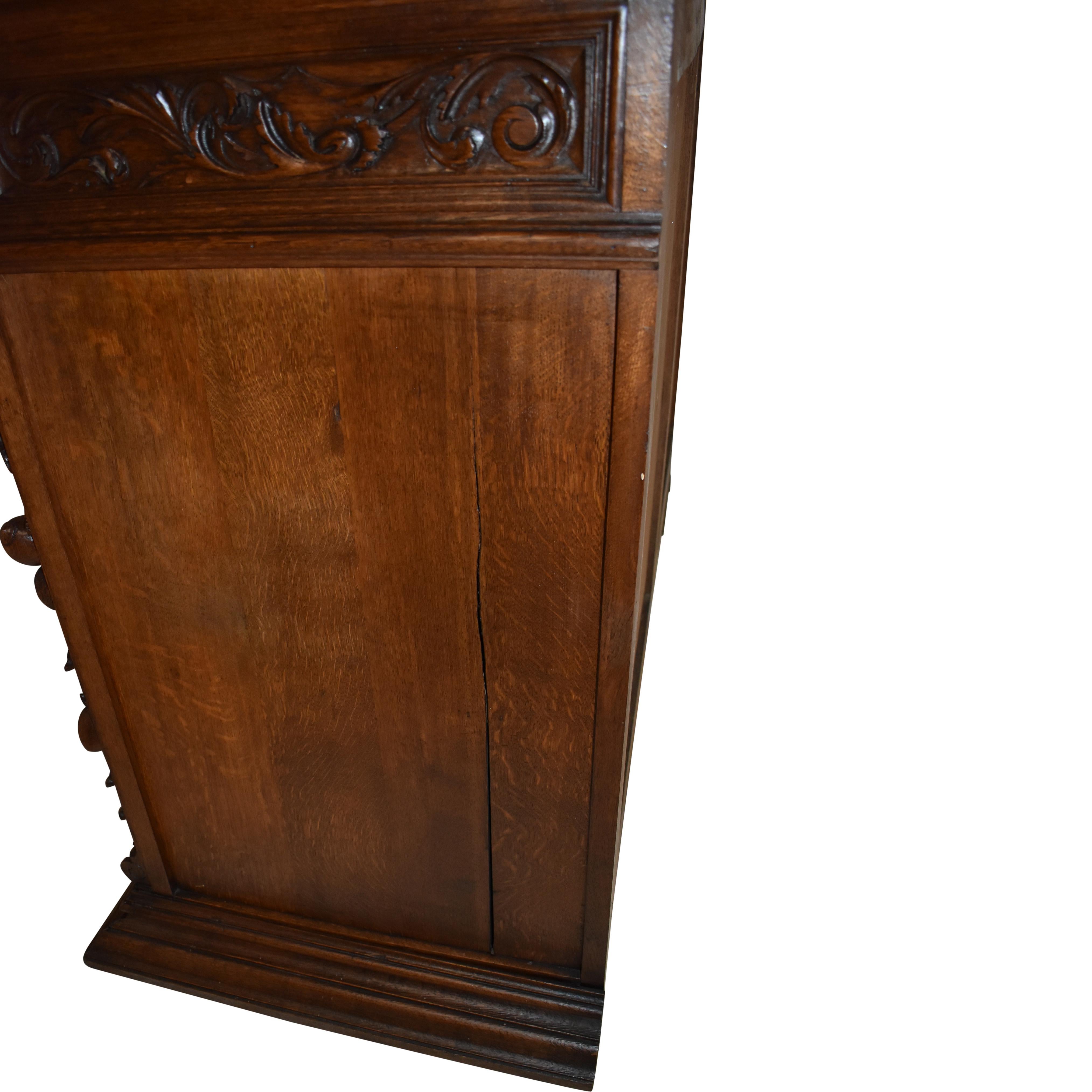 Oak Hunt Buffet, circa 1895 For Sale 4