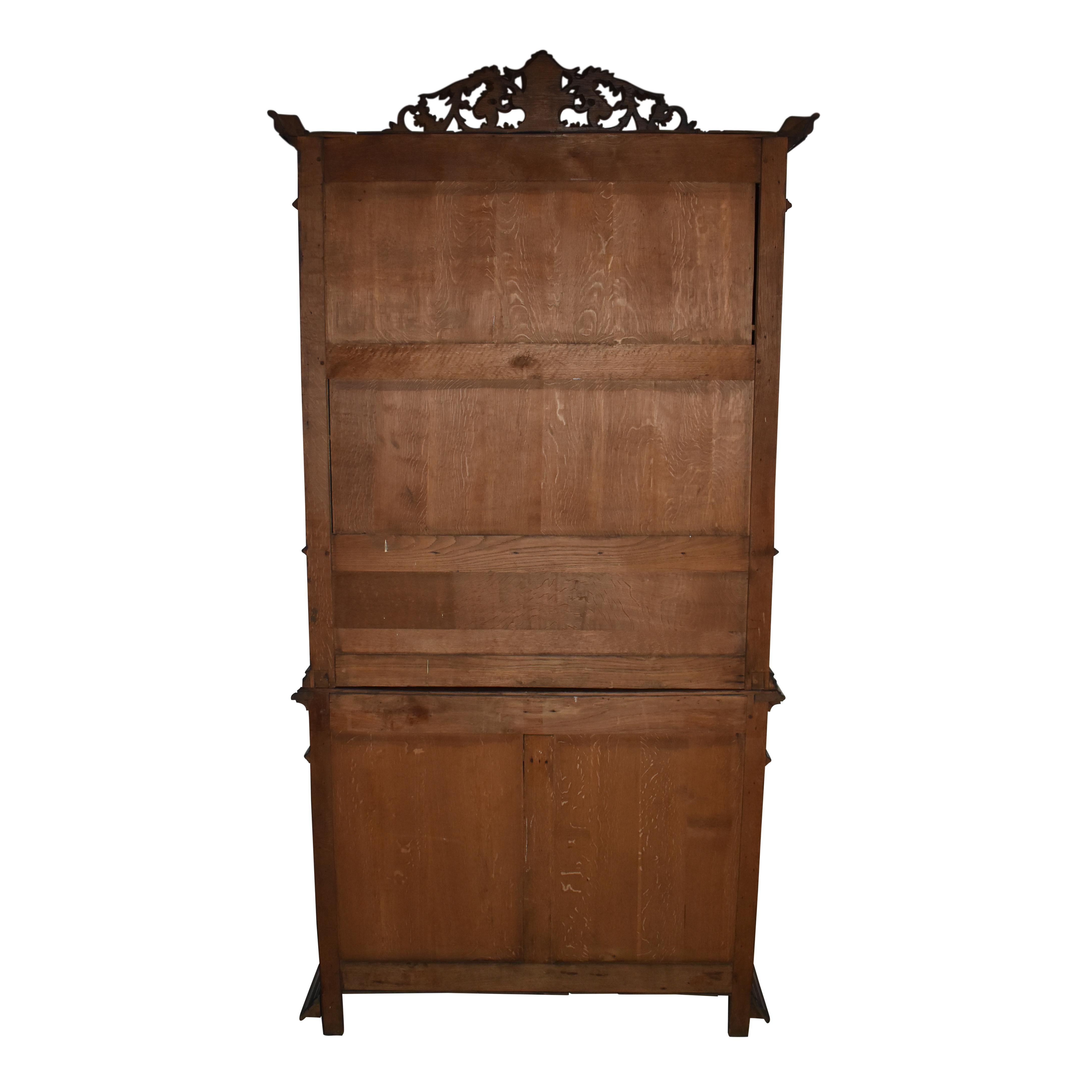 Oak Hunt Buffet, circa 1895 For Sale 5