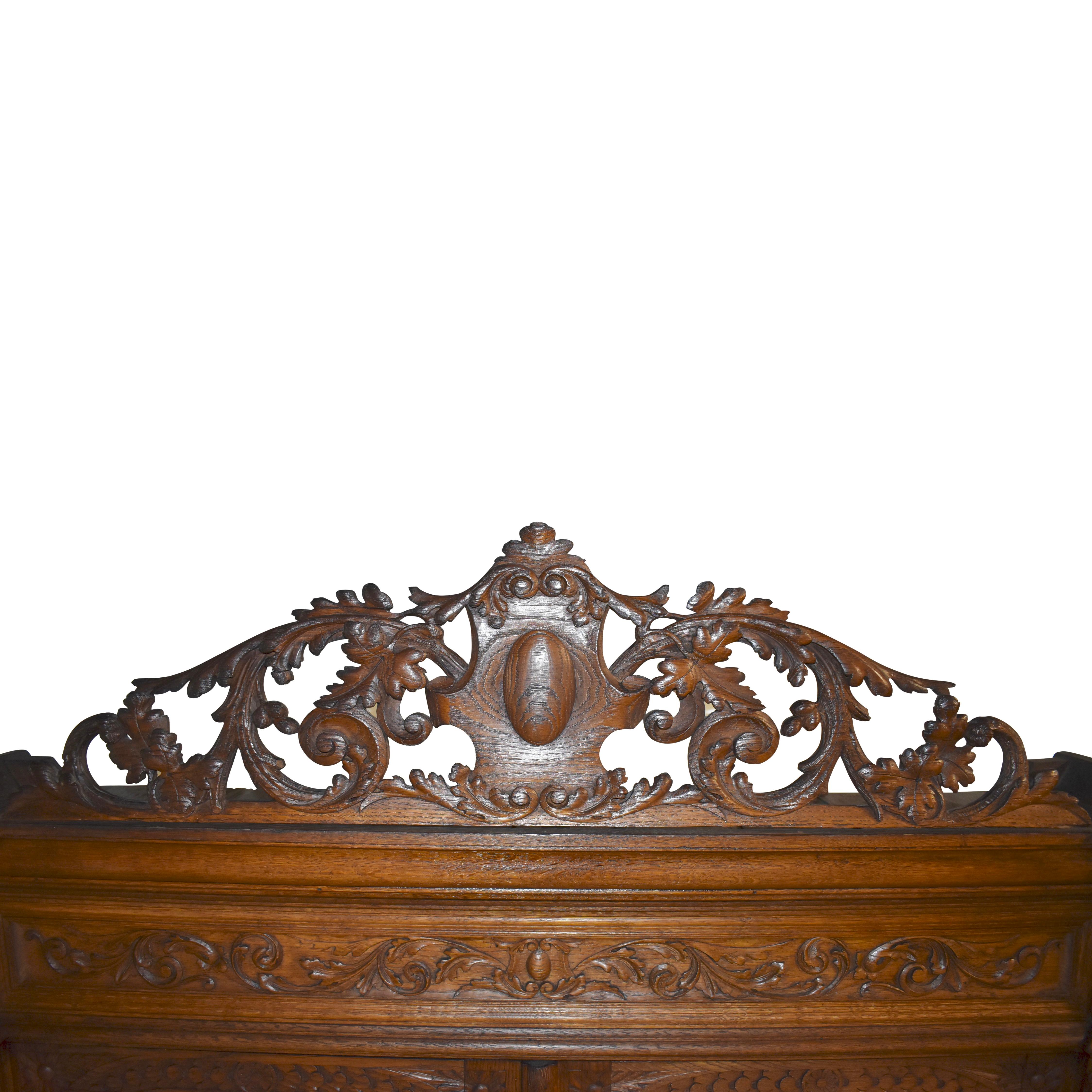 Carved Oak Hunt Buffet, circa 1895 For Sale