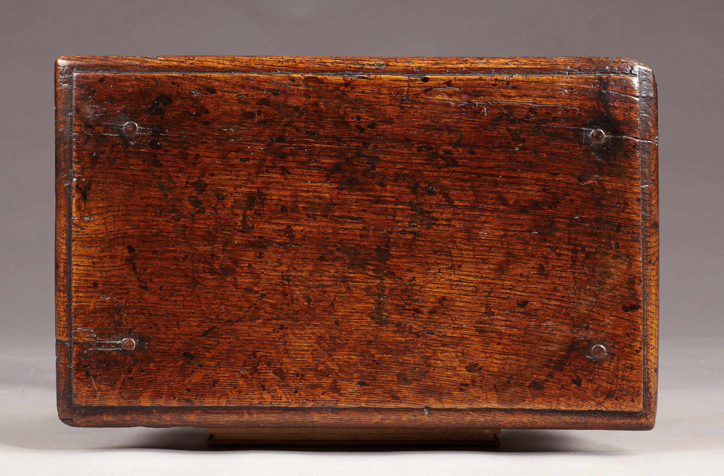 Oak Joined Stool, Charles I period, English, circa 1630-1640 In Good Condition In Matlock, Derbyshire