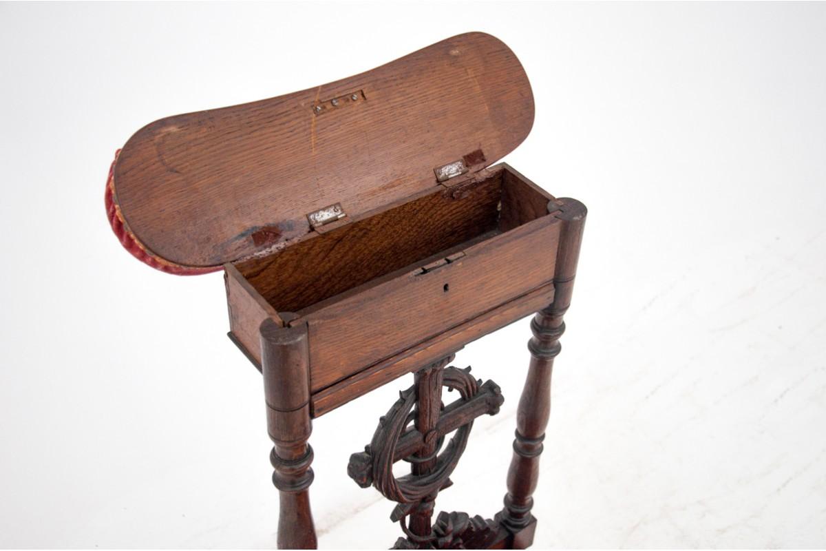 Gothic Oak Kneeler, France, circa 1870 For Sale