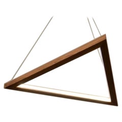 Lámpara colgante triangular grande de roble by Hollis & Morris