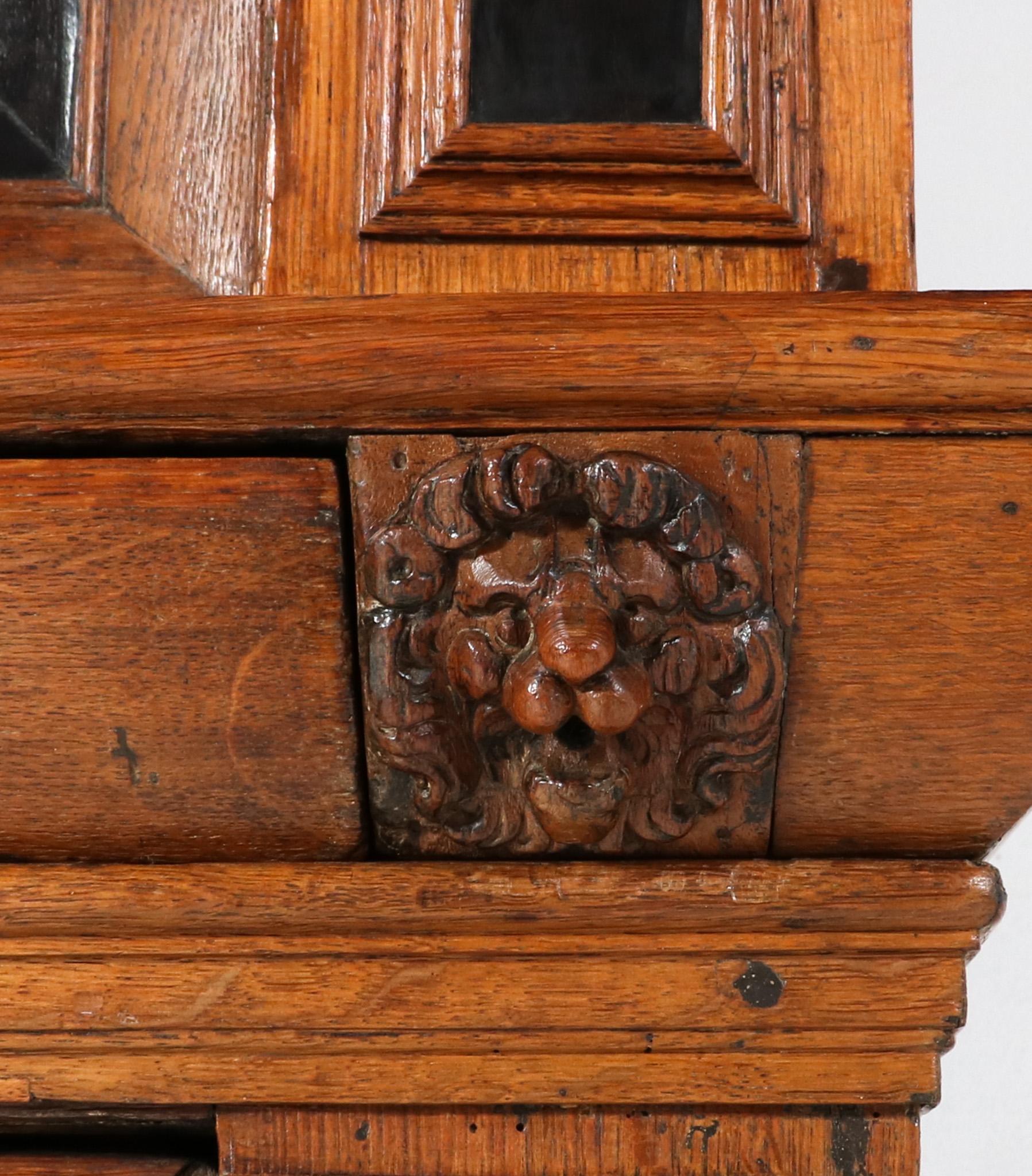 Oak Late 17th Century Dutch Renaissance Cupboard For Sale 6