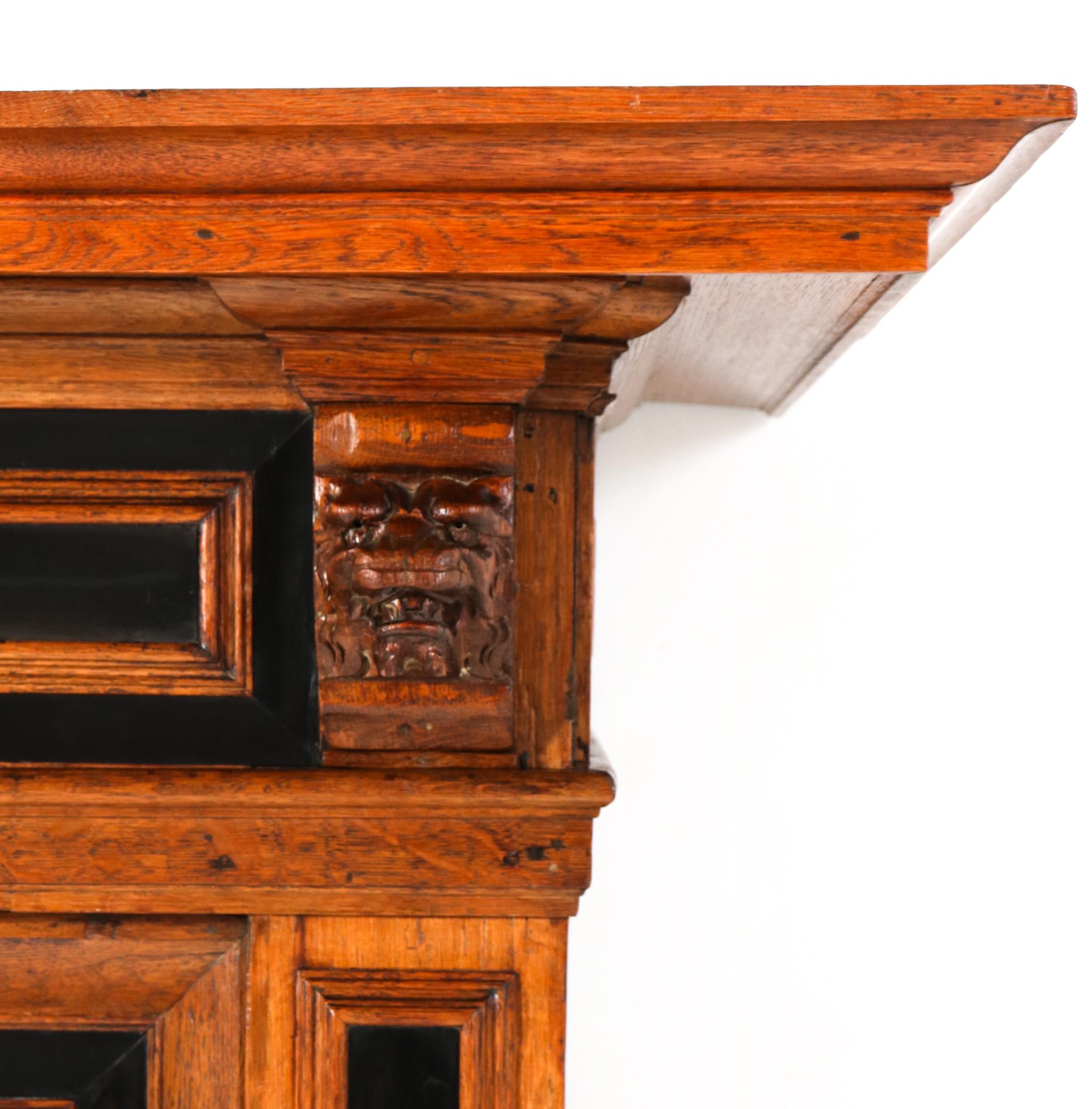 Oak Late 17th Century Dutch Renaissance Cupboard For Sale 3