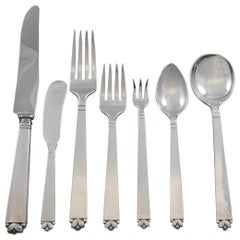 Oak Leaf by Old Newbury Crafters Sterling Silver Flatware Set 88 Pieces Dinner