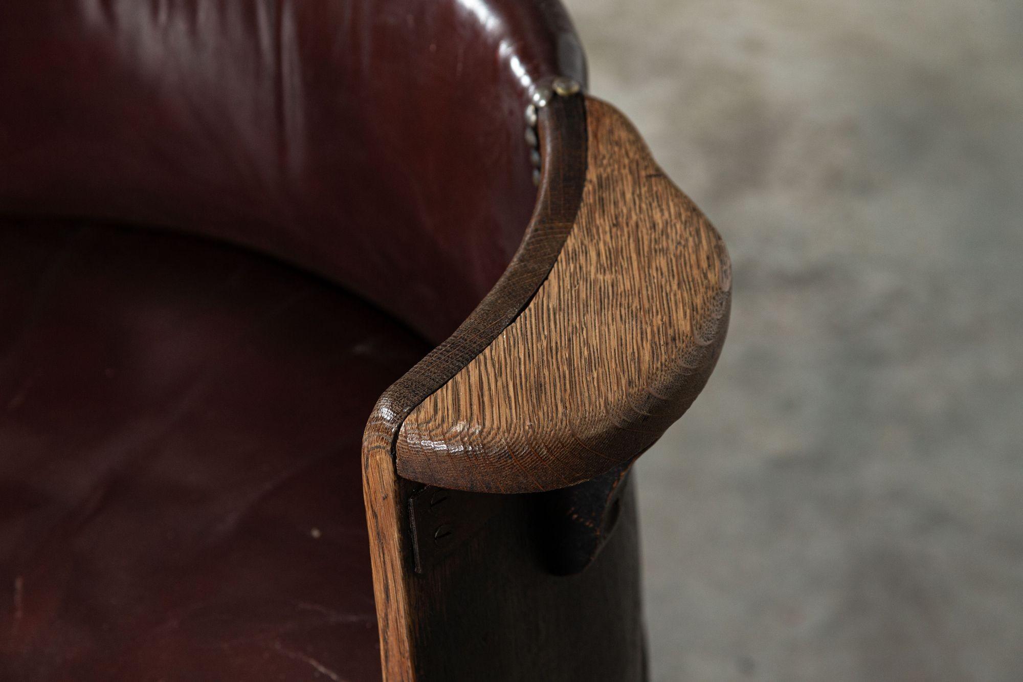 Oak & Leather Whiskey Barrell Chair For Sale 4