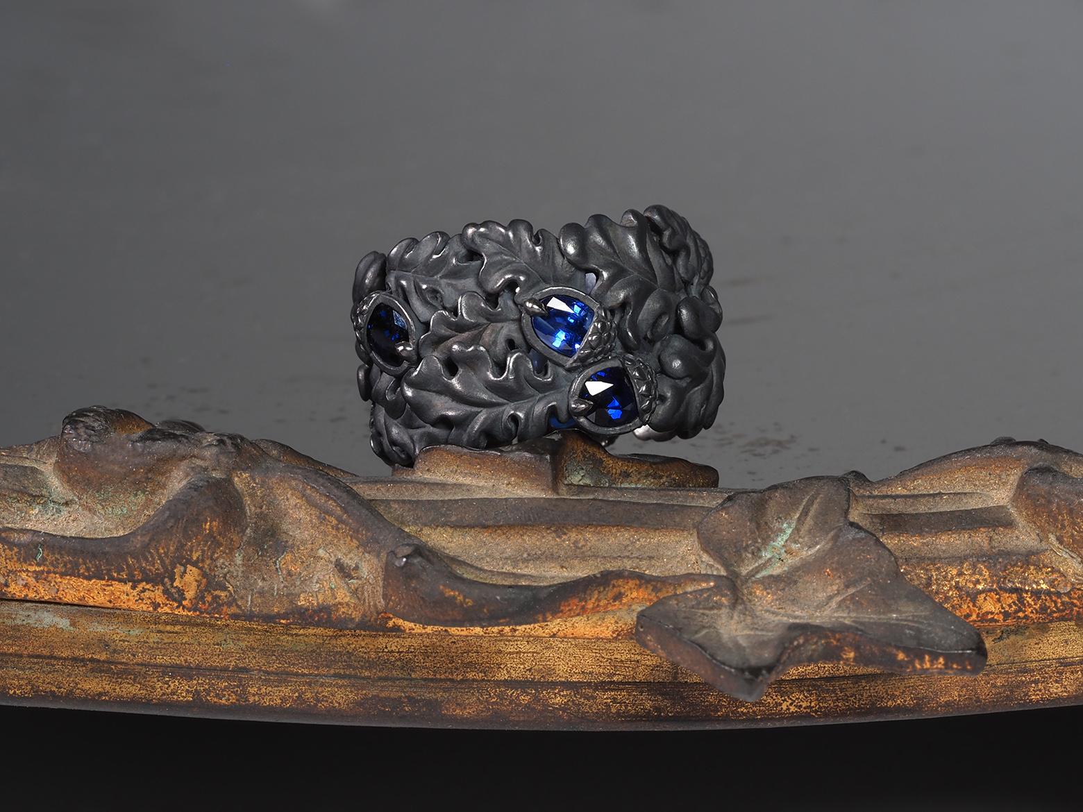 Oak Leaves Blue Sapphire Patinated Ring gift special person wedding anniversary For Sale 2