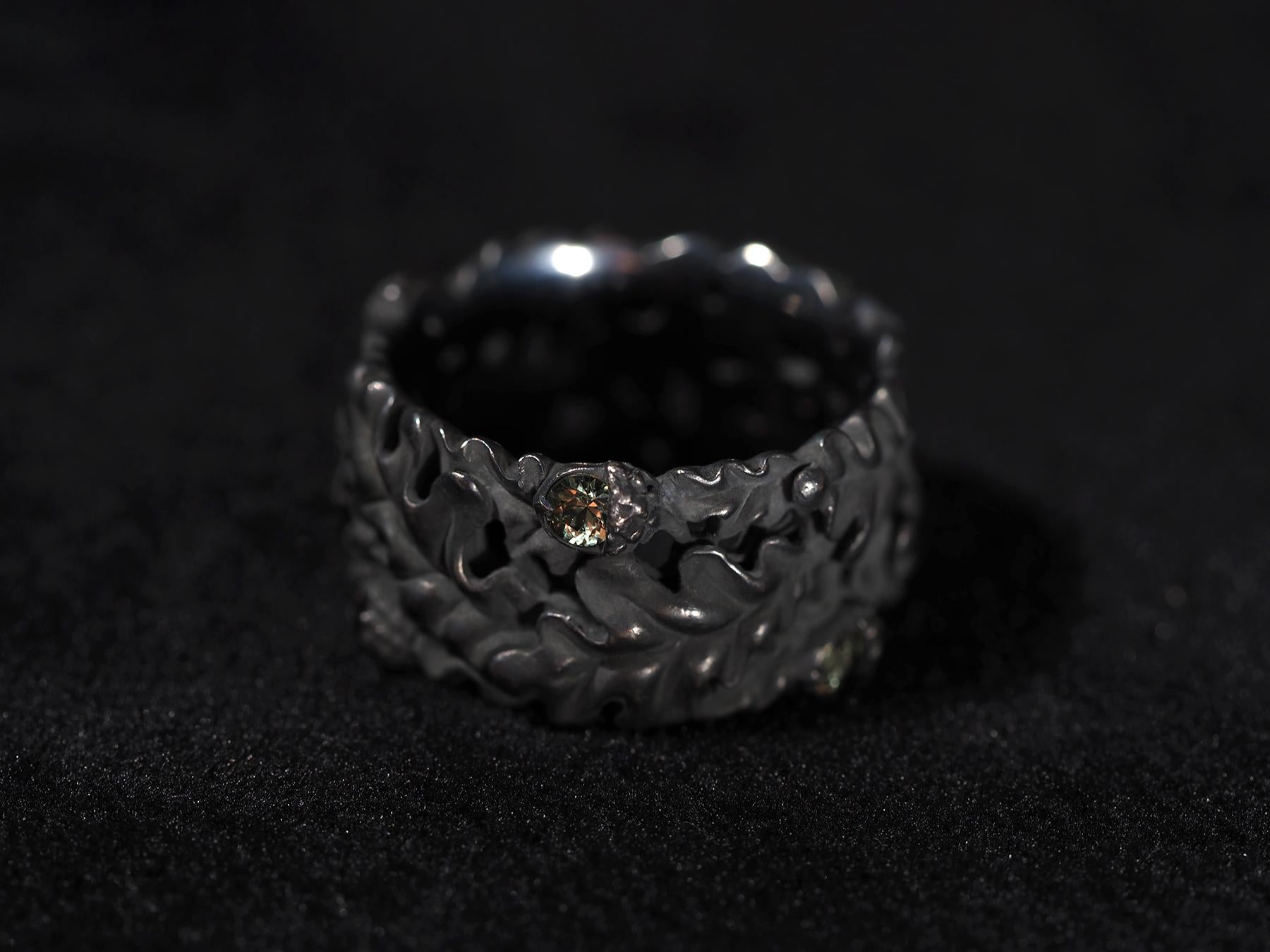 Oak Leaves Sapphires Ring Acorns Silver Black Patina Einzigartige Geschenkidee zur Verlobung im Angebot 4