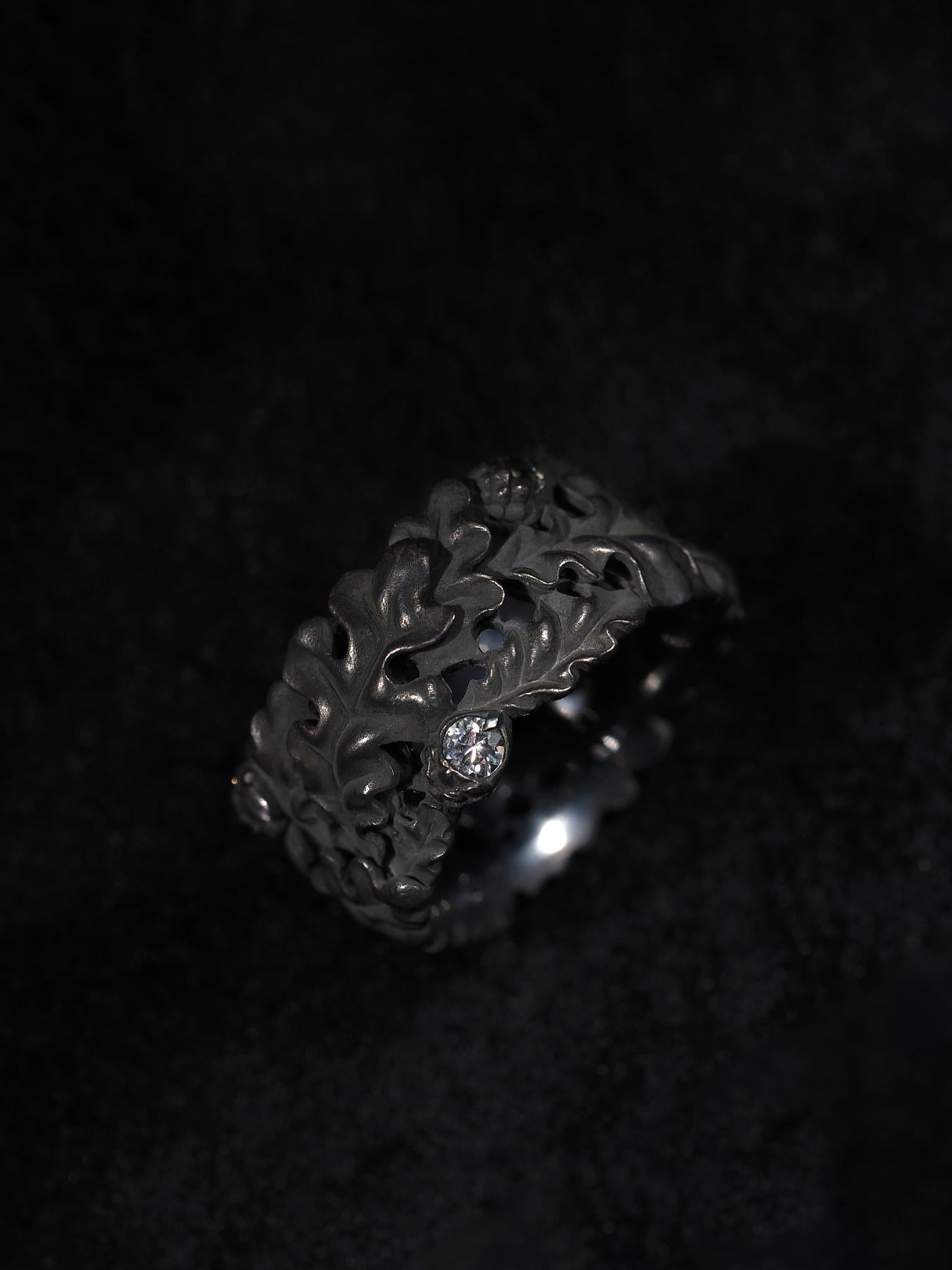 Oak Leaves Sapphires Ring Acorns Silver Black Patina Einzigartige Geschenkidee zur Verlobung im Angebot 6