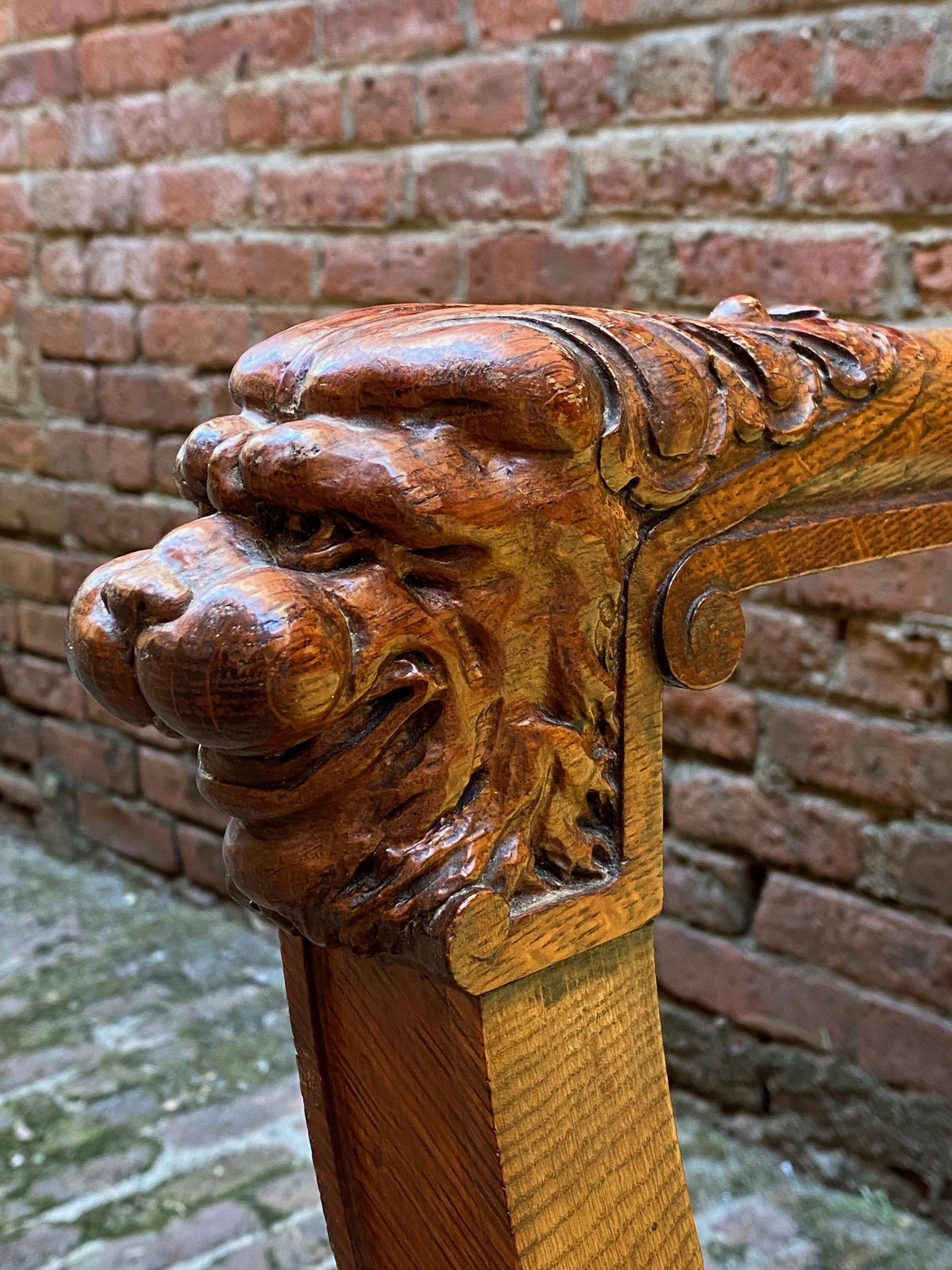 Oak Lions Head Savonarola Chair 3