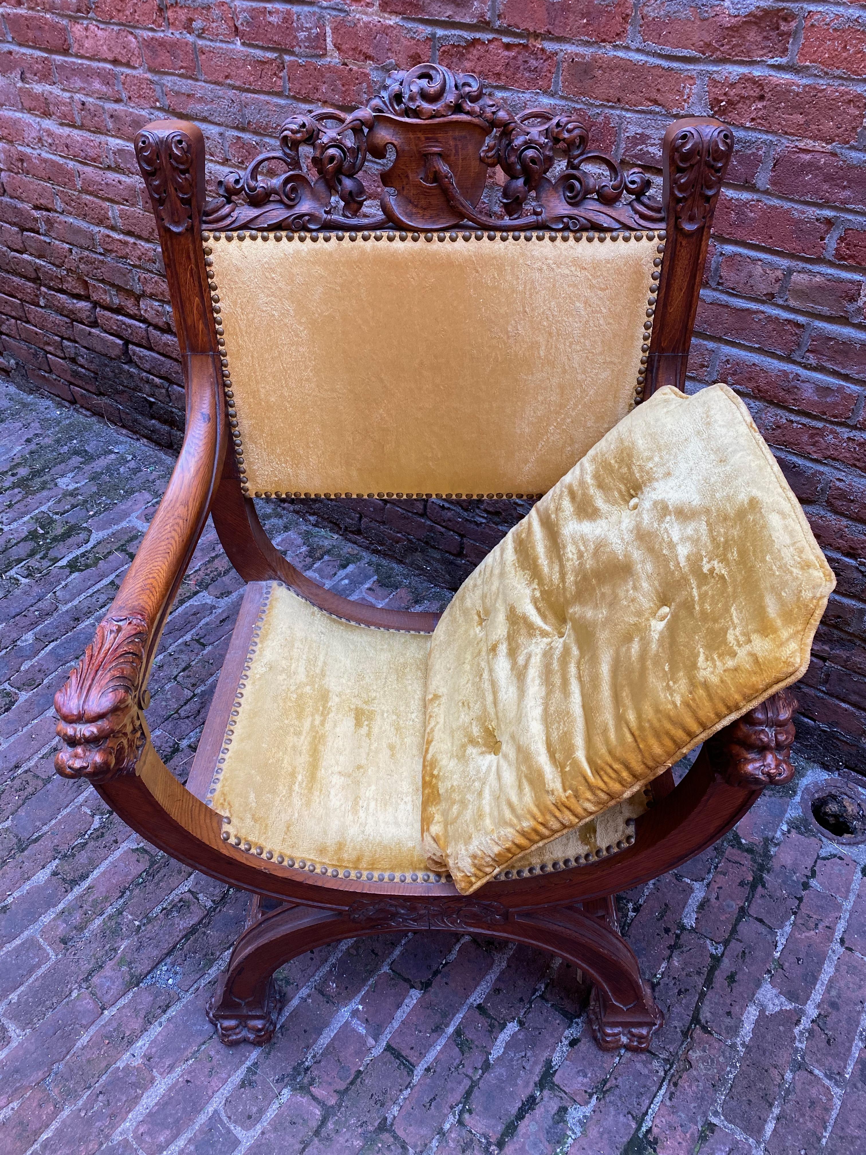 American Oak Lions Head Savonarola Chair