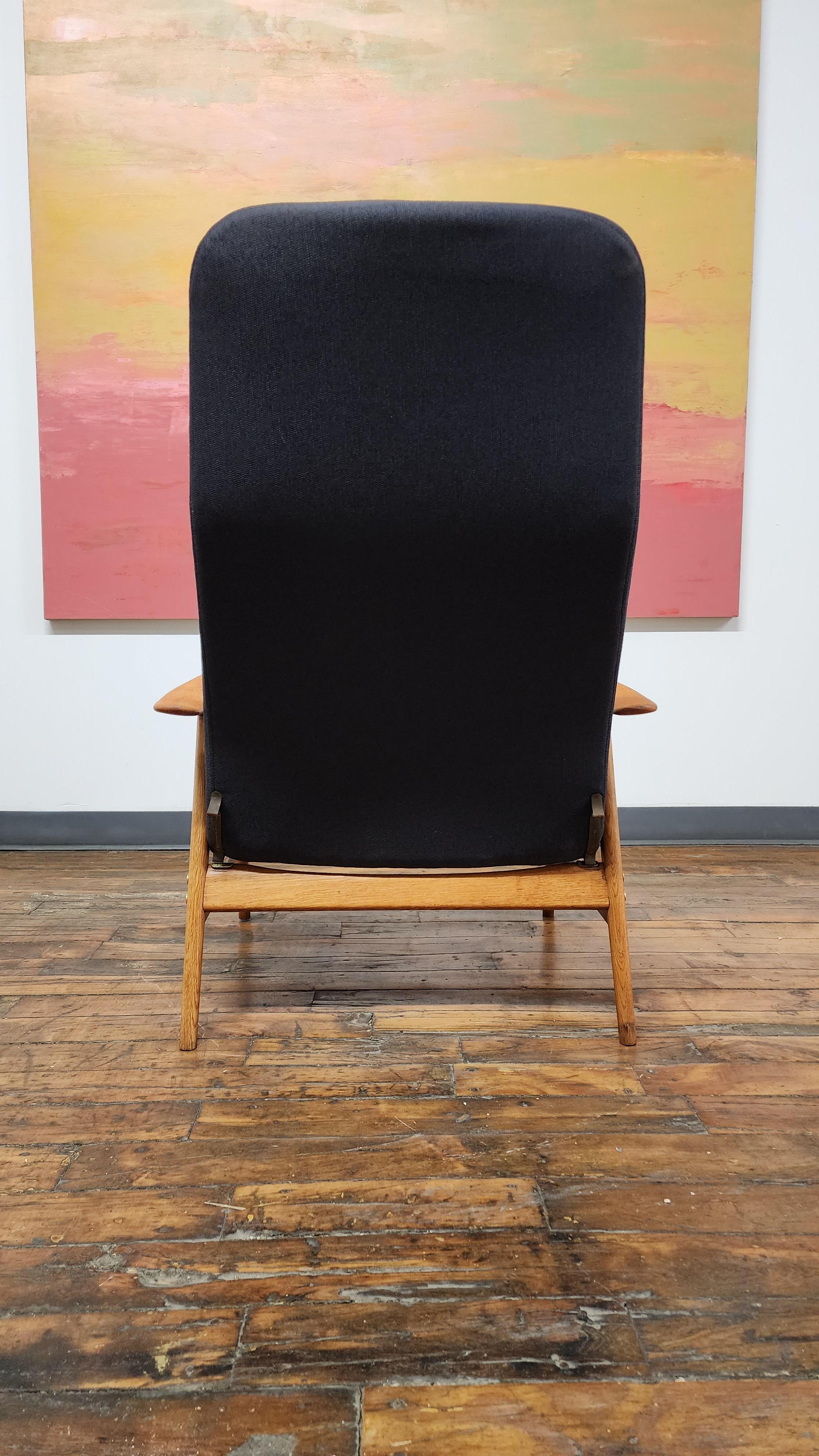 Scandinavian Modern Oak Lounge Chair by Alf Svensson for Dux For Sale