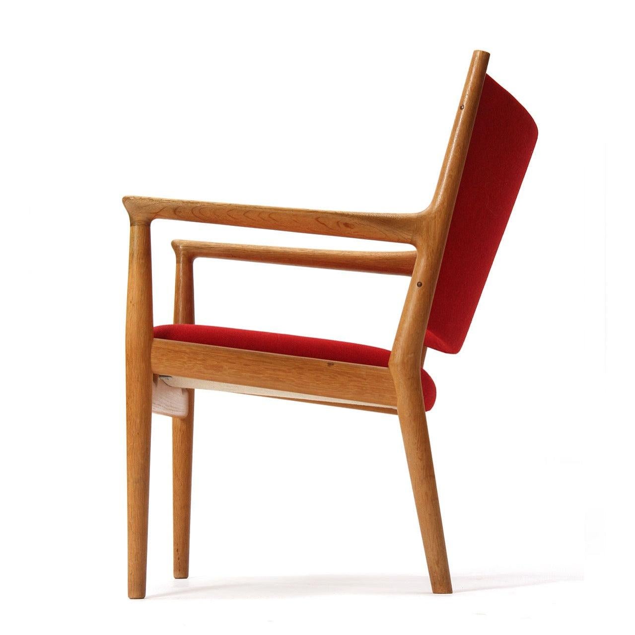Oak Lounge Chair by Hans J. Wegner for Johannes Hansen In Fair Condition For Sale In Sagaponack, NY