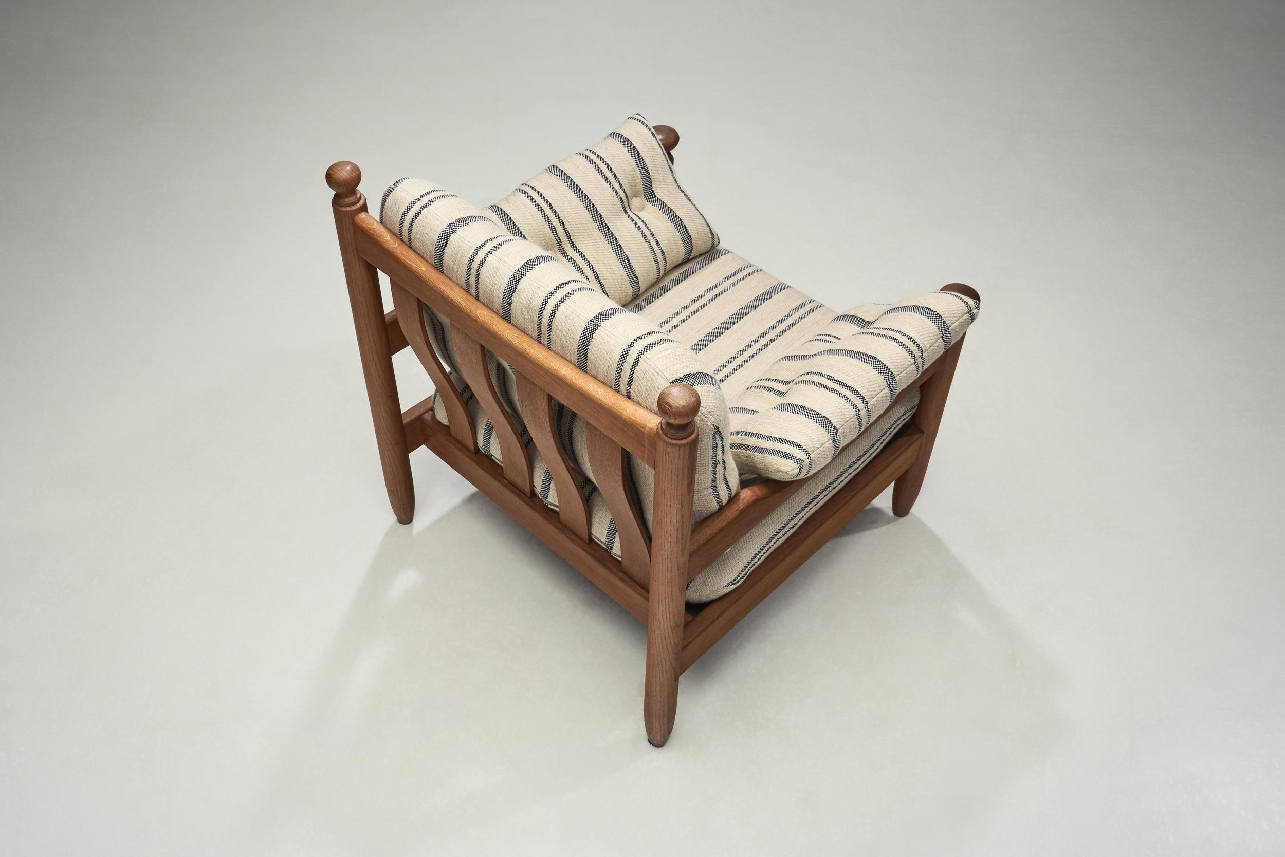 Mid-20th Century Oak Lounge Chair with Striped Cushions, The Netherlands 1960s For Sale