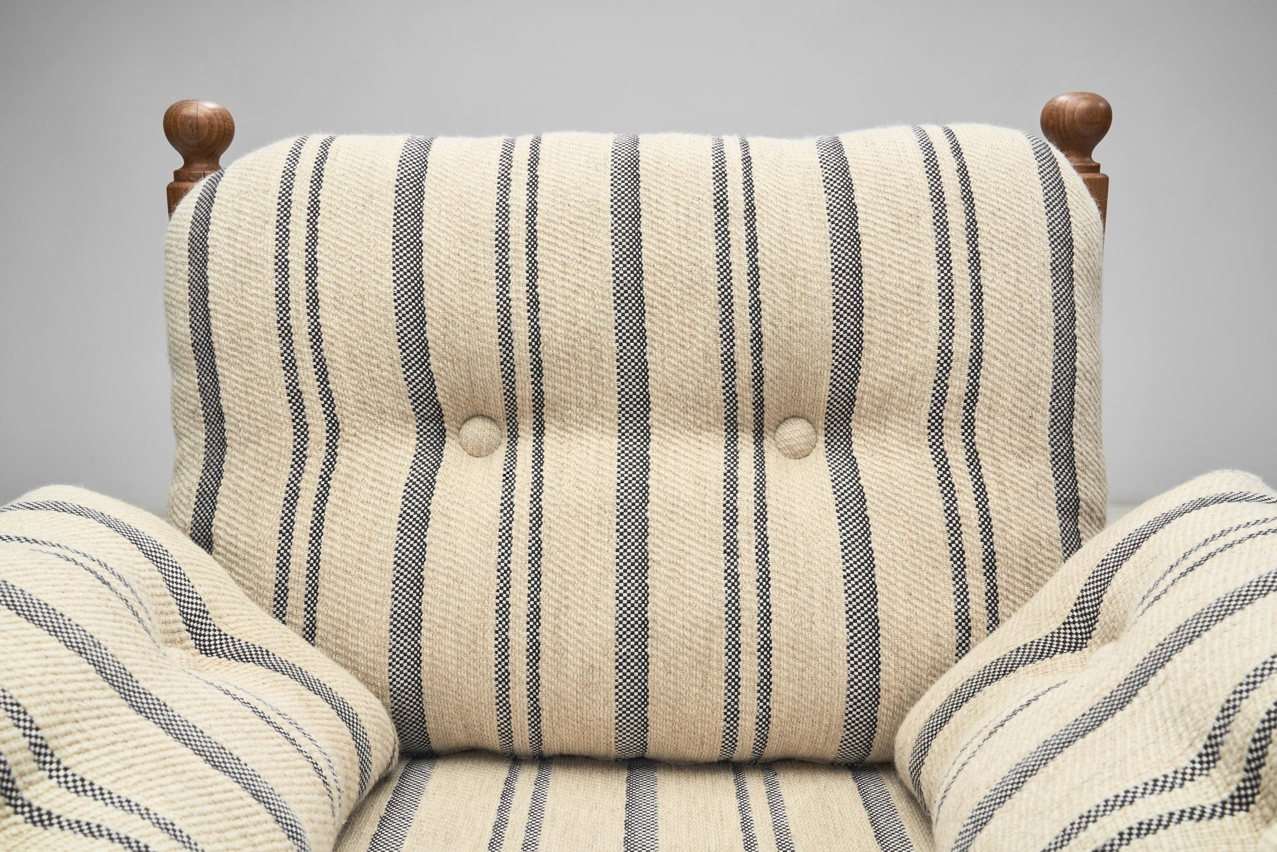 Oak Lounge Chair with Striped Cushions, The Netherlands 1960s For Sale 2