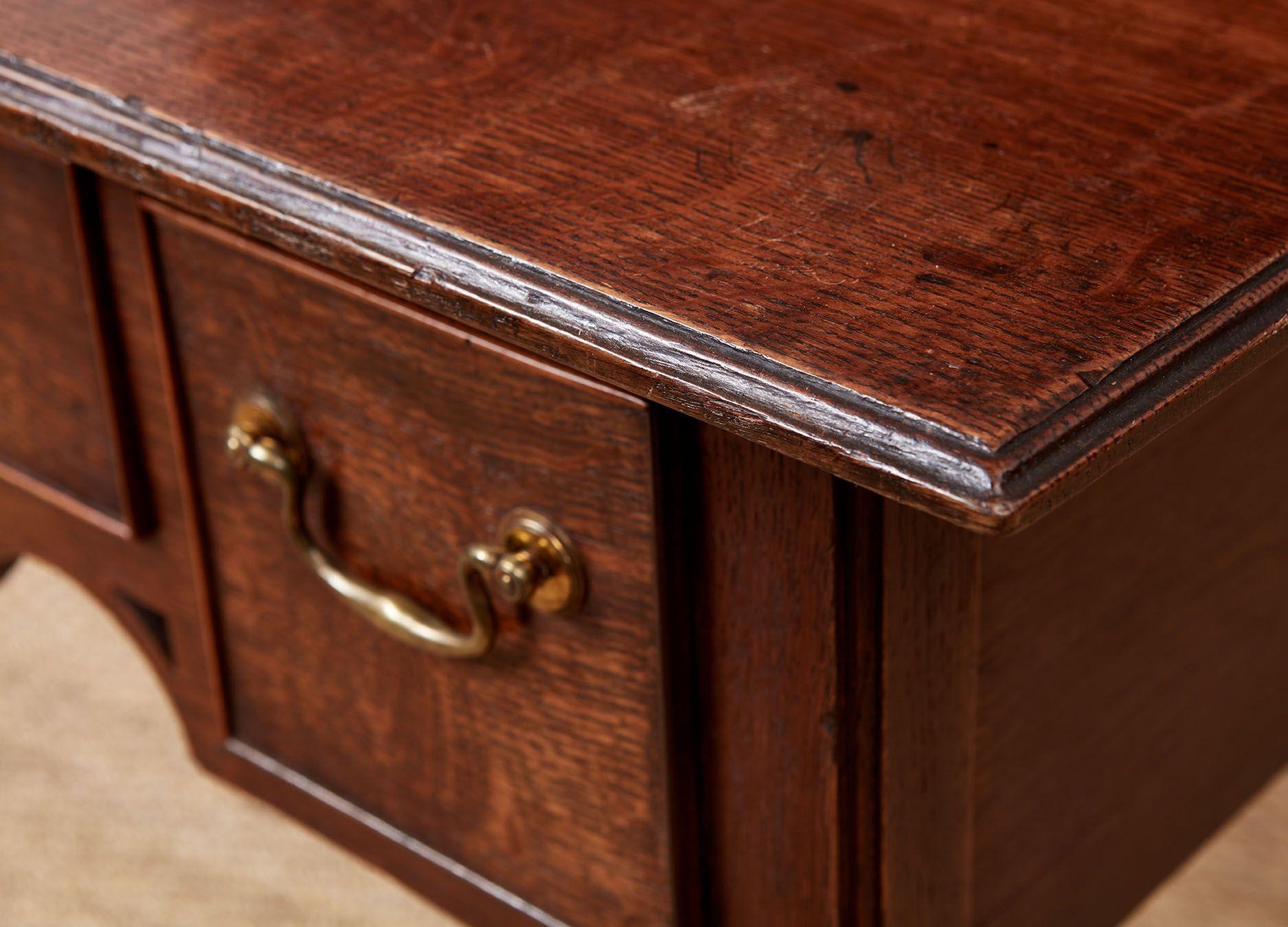 Oak Lowboy with Open Scrollwork Apron For Sale 4