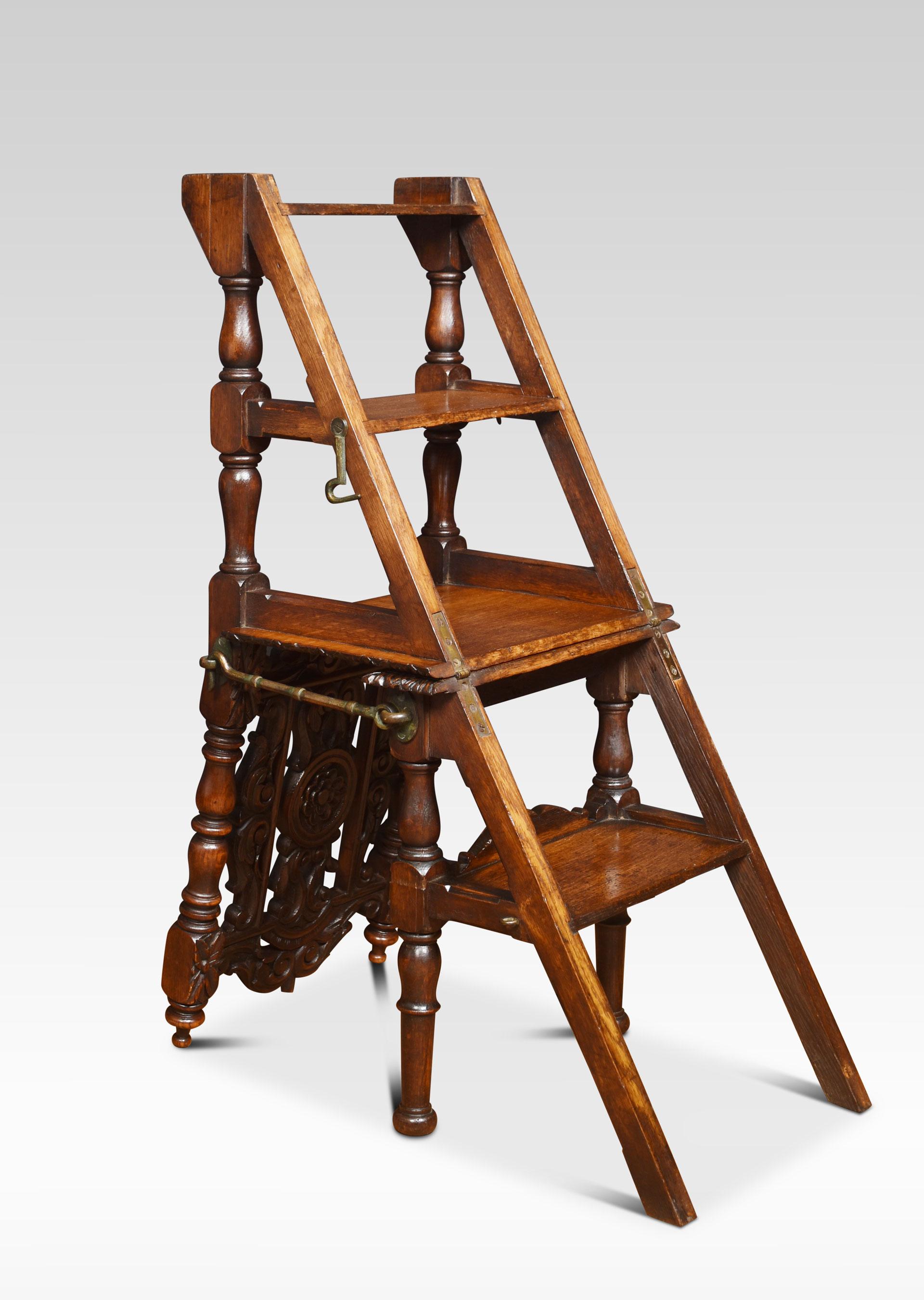 Oak Metamorphic Chair In Good Condition In Cheshire, GB