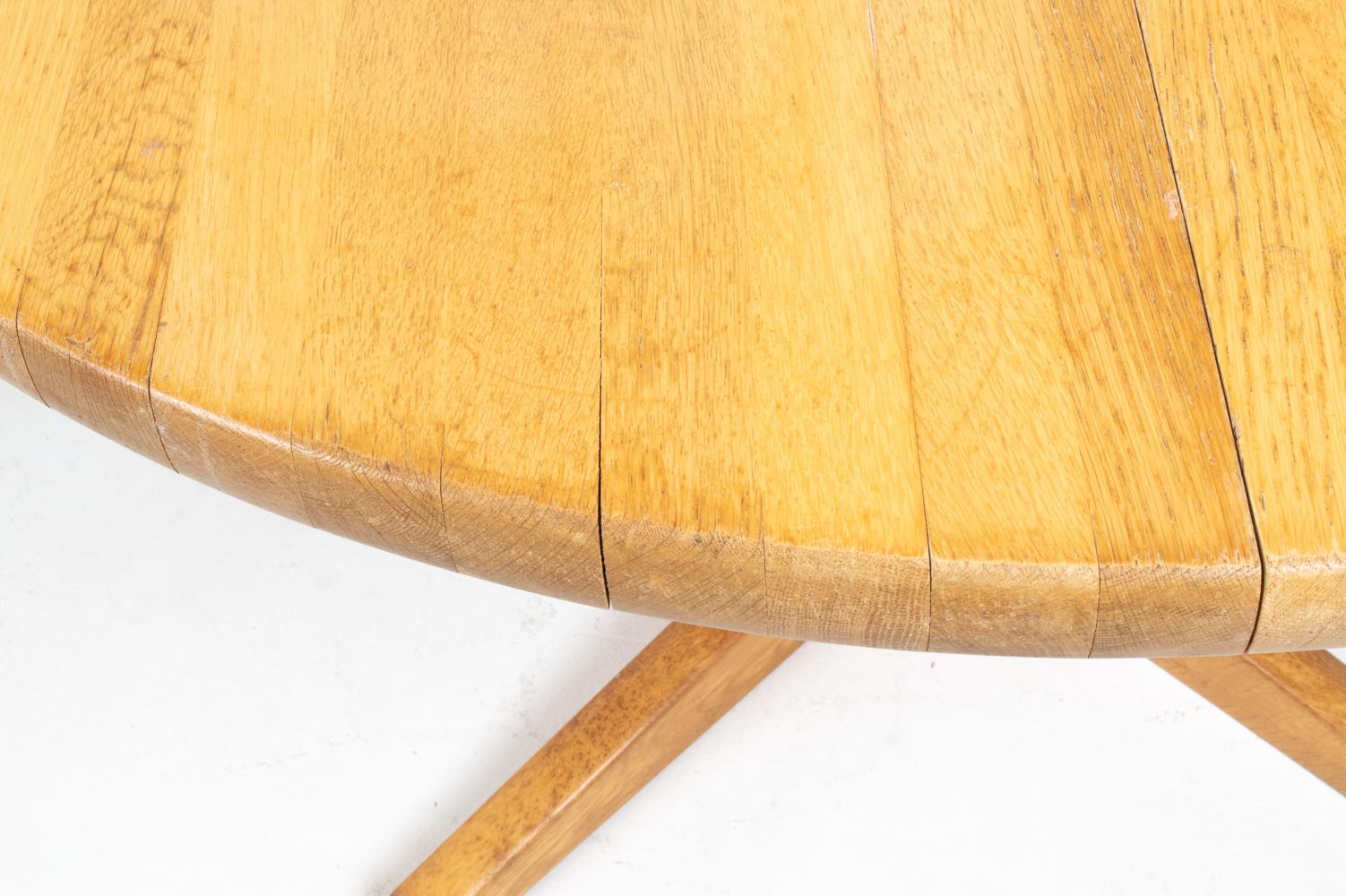 Oak Mid-Century Modern Extendable Dining Room Table by Niels Otto Møller, 1970s For Sale 7