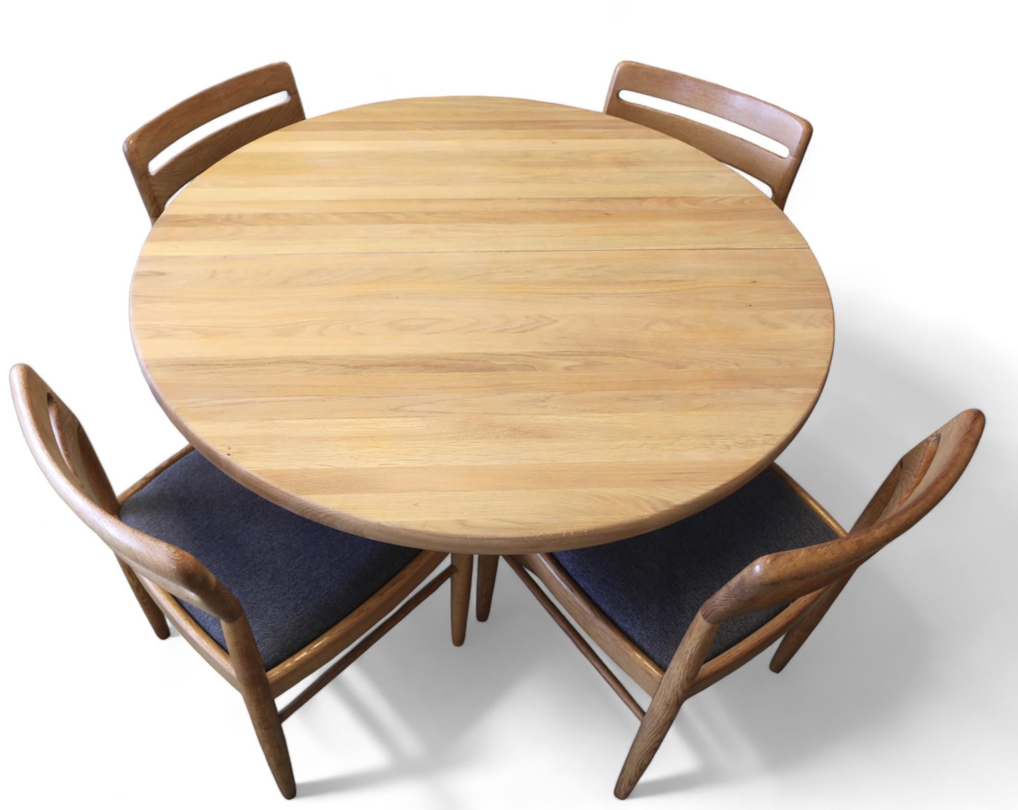 Oak Mid-Century Modern Extendable Dining Room Table by Niels Otto Møller Gudme 7