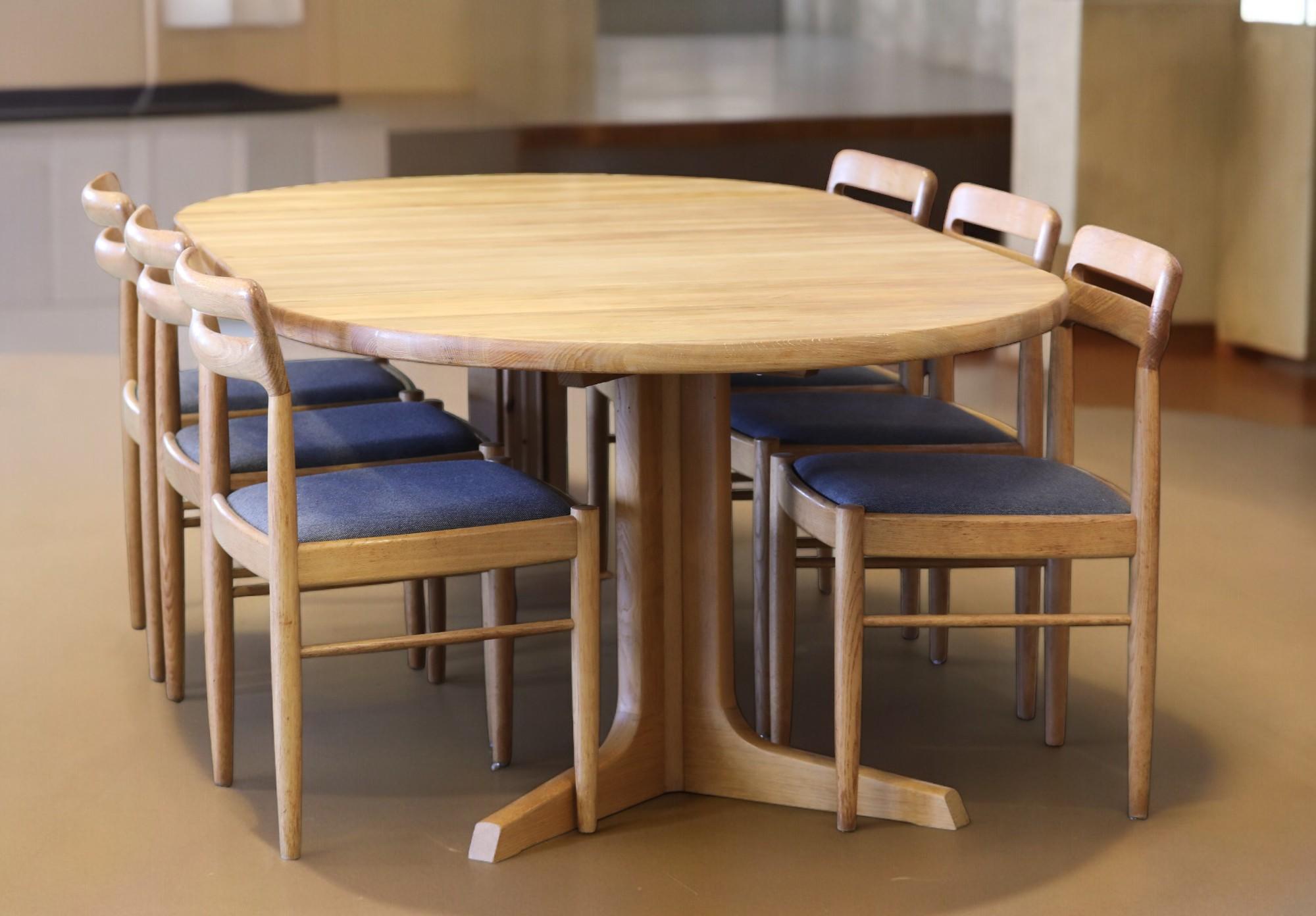 Oak Mid-Century Modern Extendable Dining Room Table by Niels Otto Møller Gudme 11