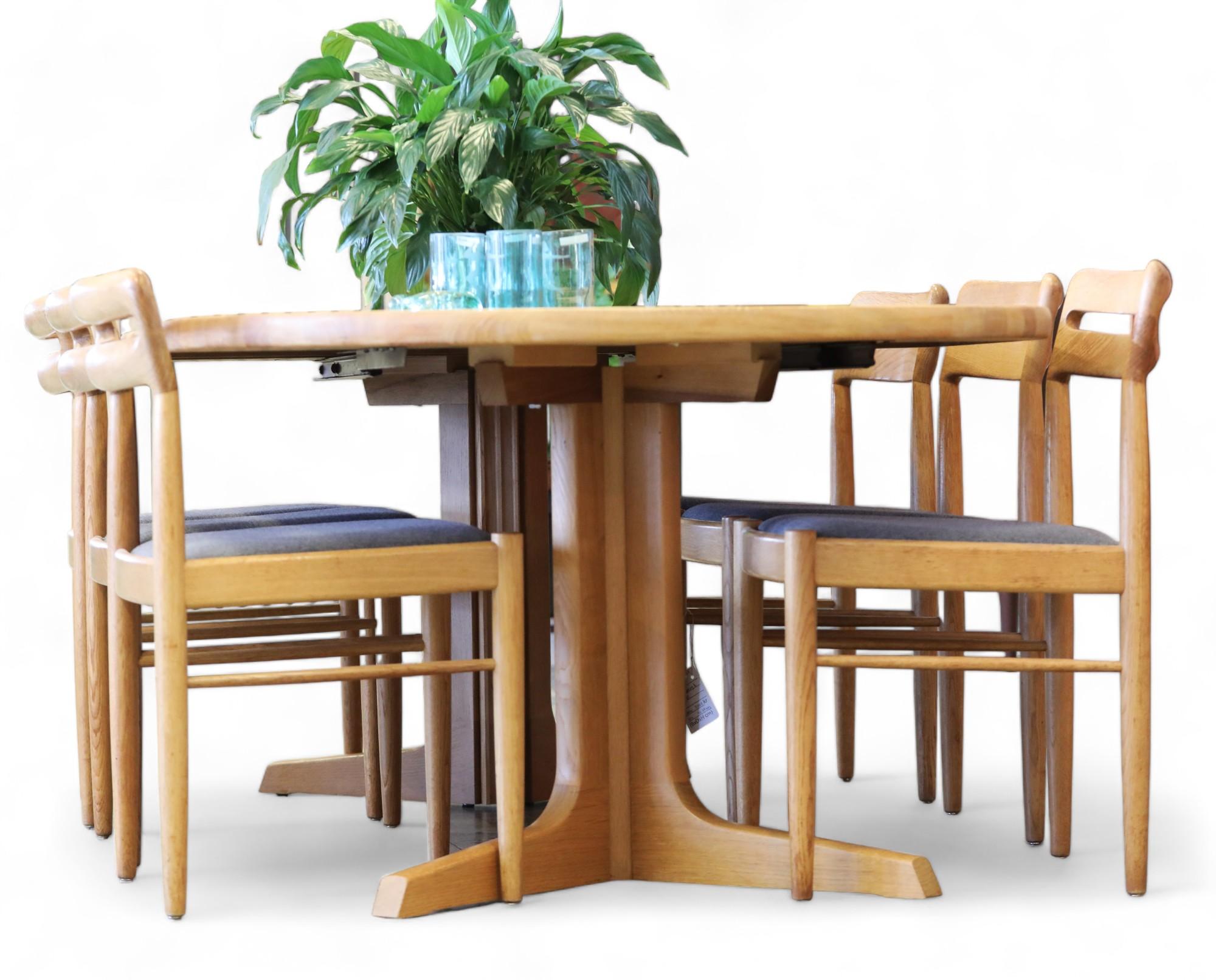 Oak Mid-Century Modern Extendable Dining Room Table by Niels Otto Møller Gudme 3