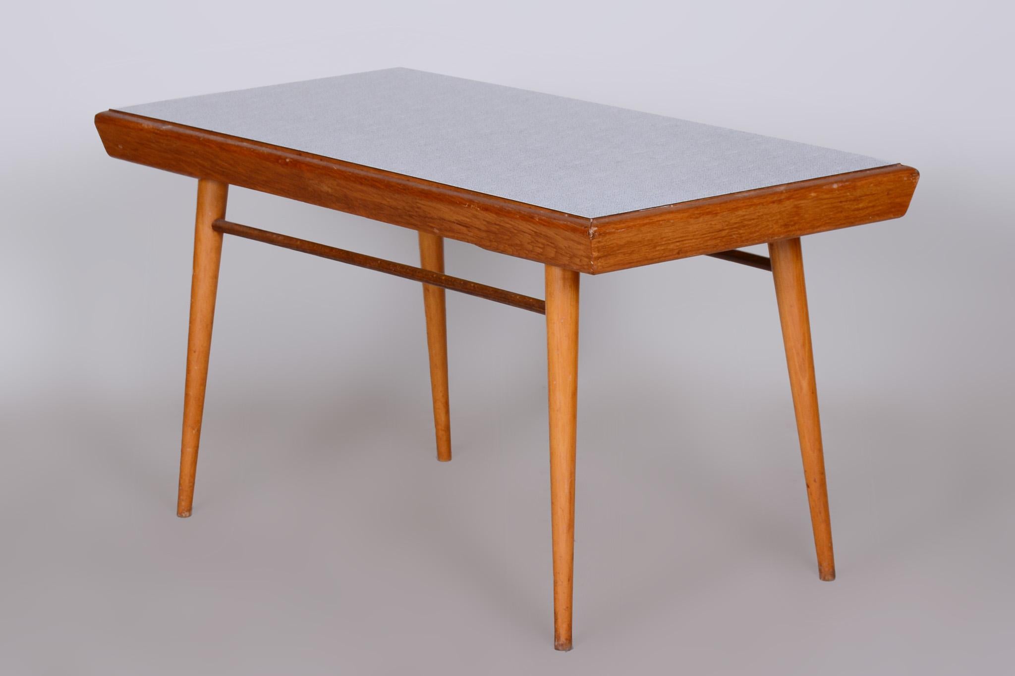 Mid-20th Century Oak Midcentury Coffee Table, Well-Preserved Condition, Czechia, 1950s For Sale