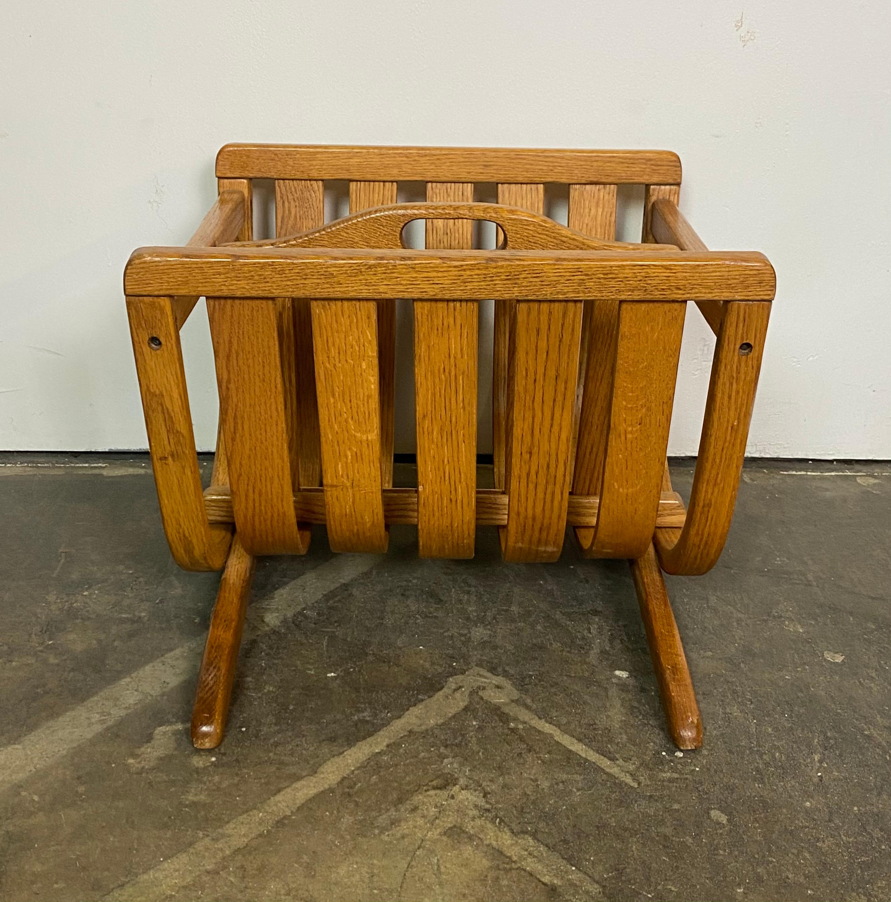 Portariviste moderno Mid-Century Oak in vendita 1