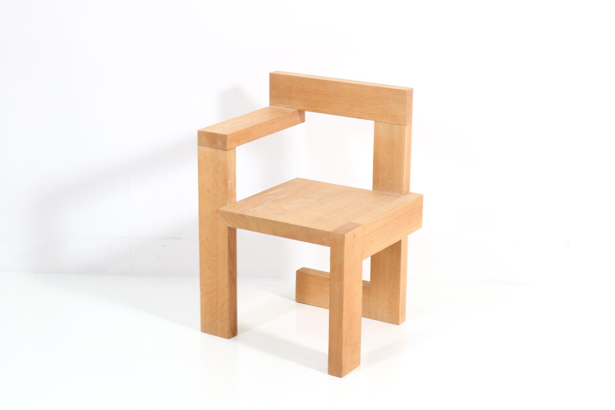 Wonderful Modernist Steltman chair by Gerrit Rietveld.
This version is constructed on the basis of Rietveld's original 1963 drawing.
The stunning 1963 Steltman chair was originally commissioned by Steltman jewelers in The Hague, as seating for