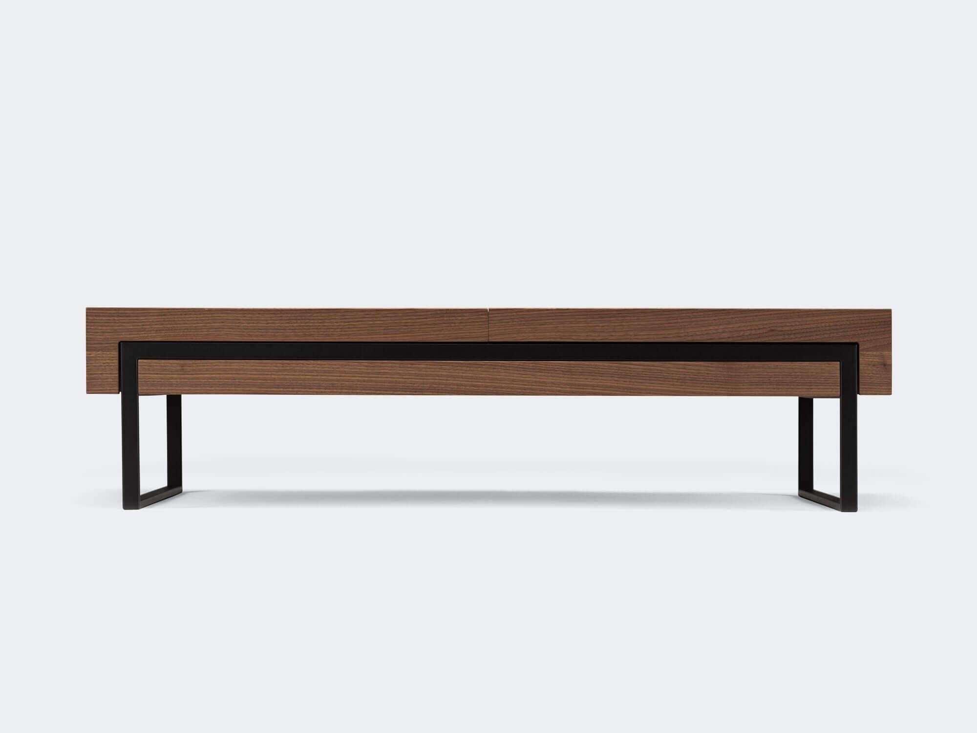 Oak Natur Offset Coffee Table L by Milla & Milli In New Condition For Sale In Geneve, CH