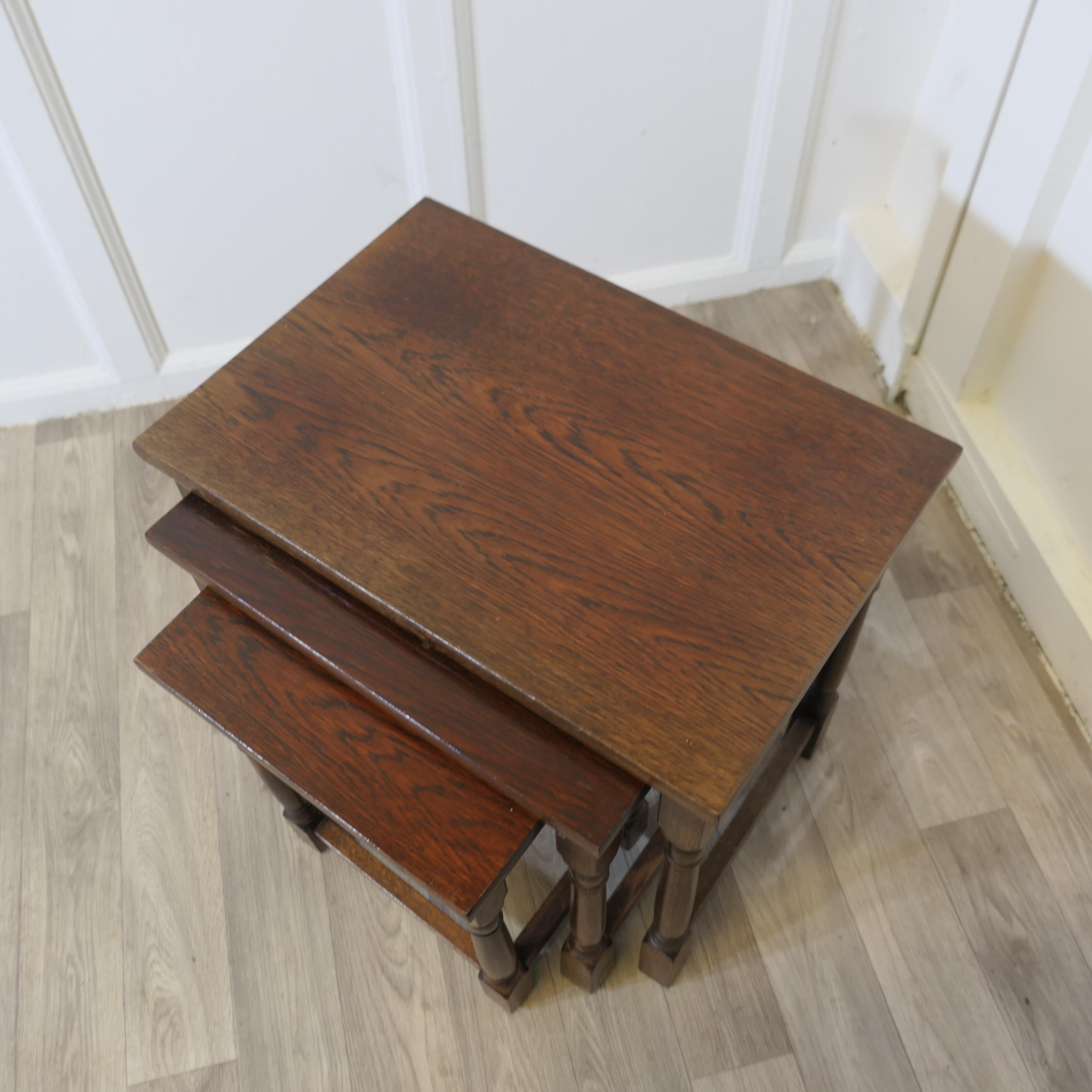 Mid-20th Century Oak Nest Of Tables  This is a Good-looking set of Country Oak tables For Sale