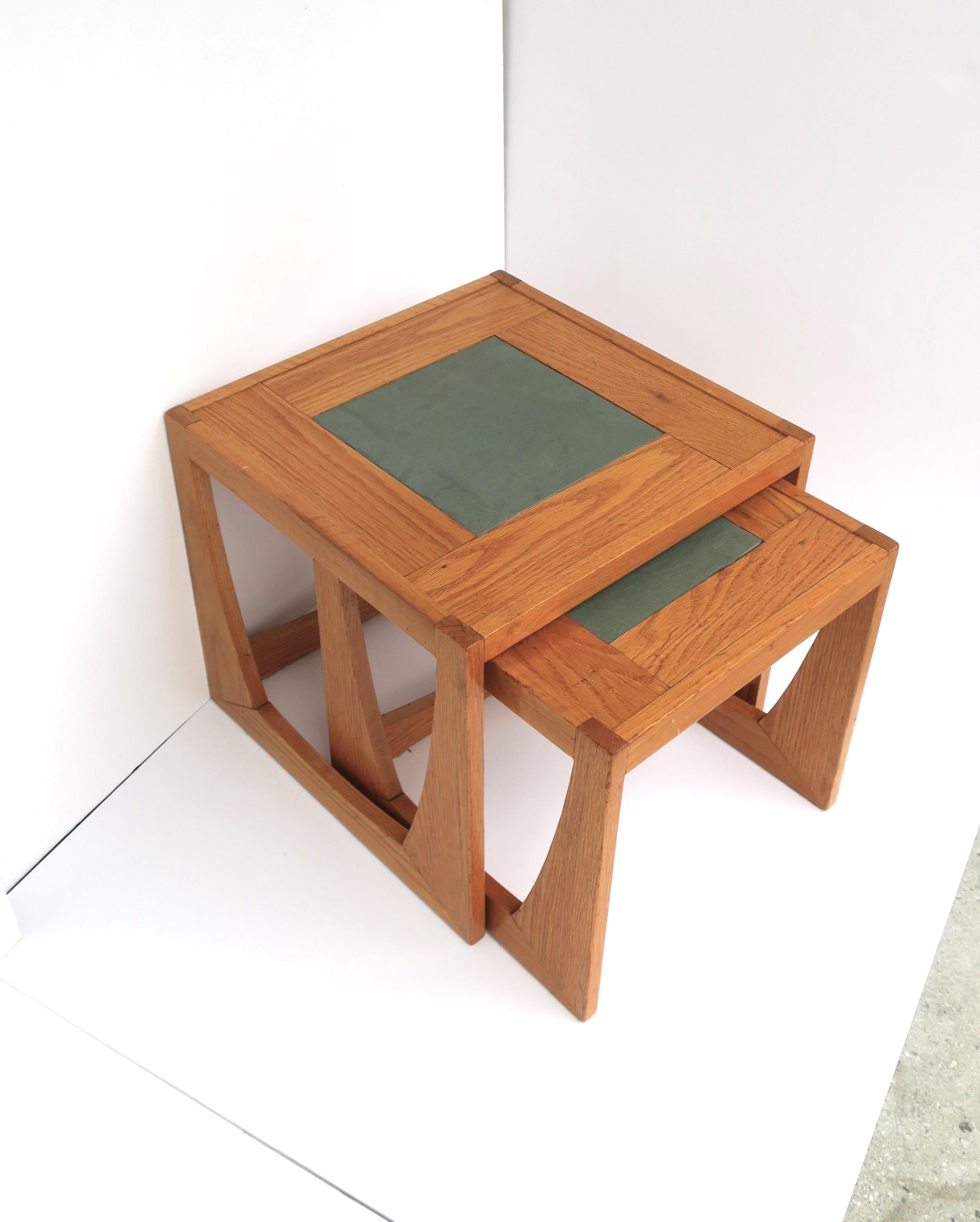 Oak Nesting End Tables with Slate Gray Ceramic Tile Top, Set For Sale 3