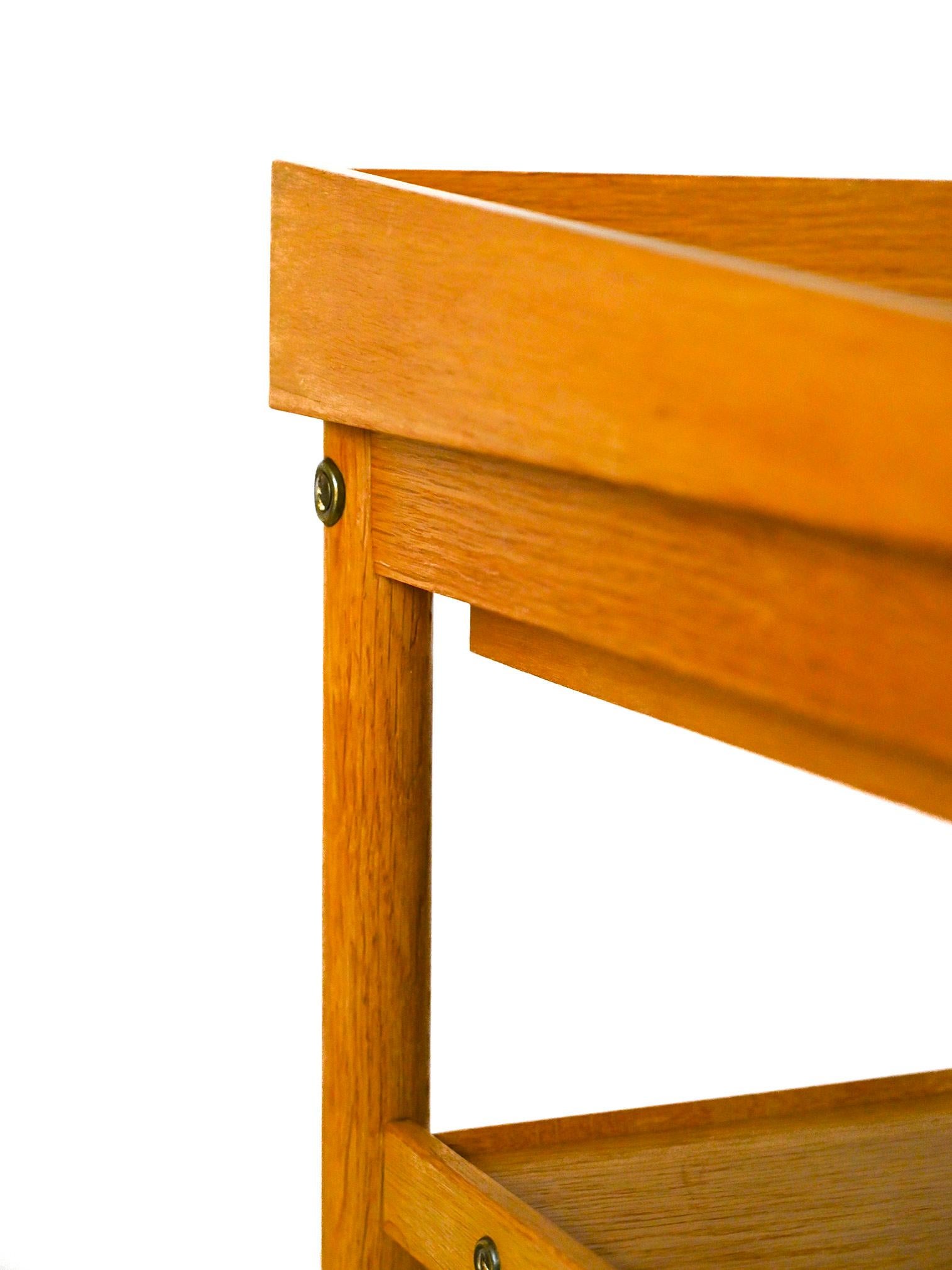 Oak nightstands with drawer 3