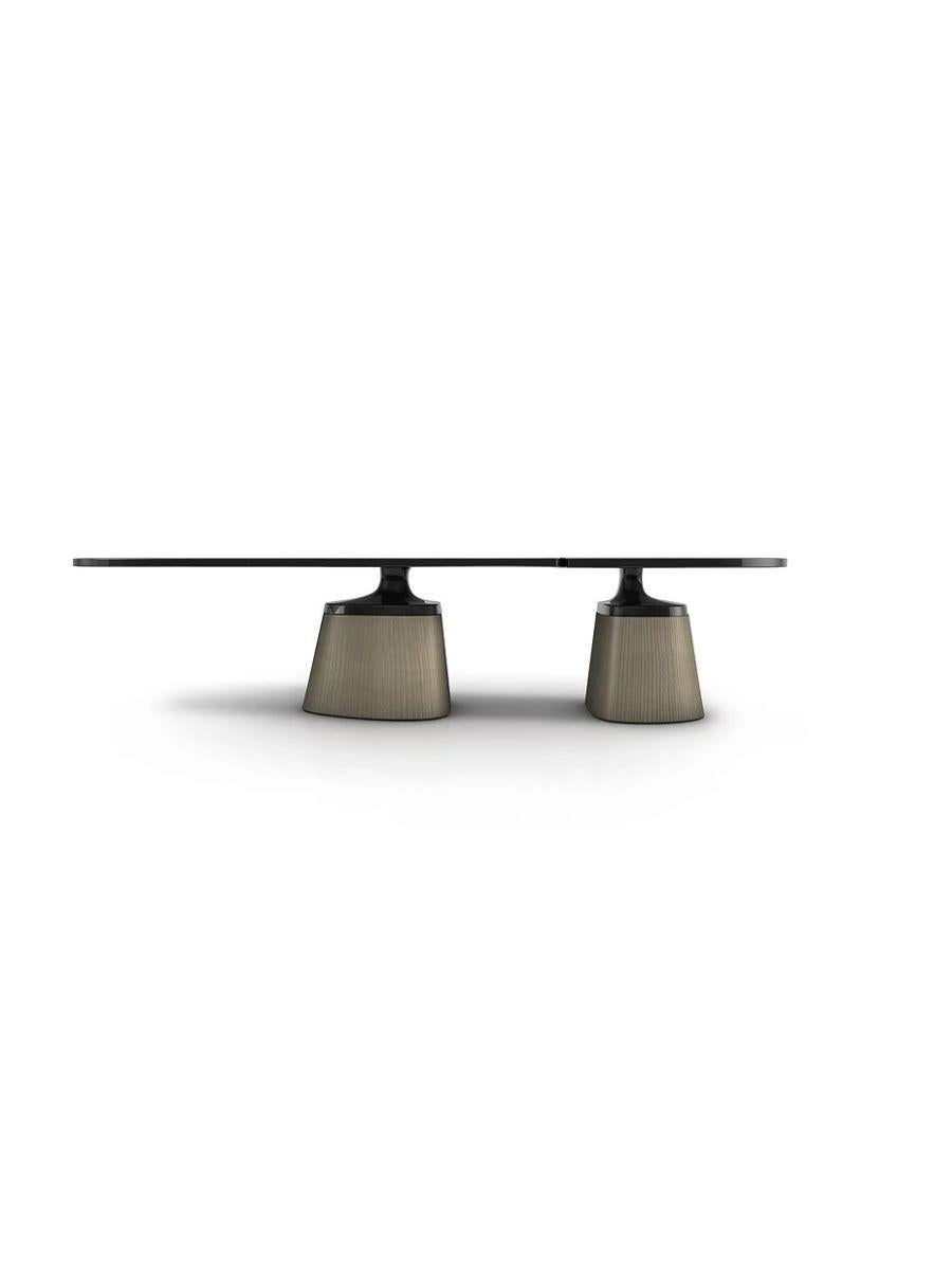 Moderne Table Nymphea en chêne avec rallonge par LK Edition en vente