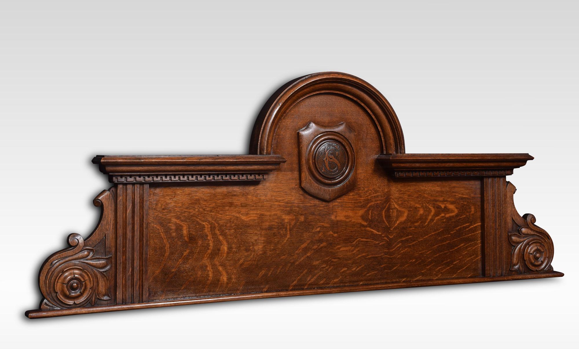 Oak overdoor pediment the arched centre above carved cartouche flanked by scrolling ends.
Dimensions:
Height 22.5 inches
Width 59.5 inches
Depth 3.5 inches.