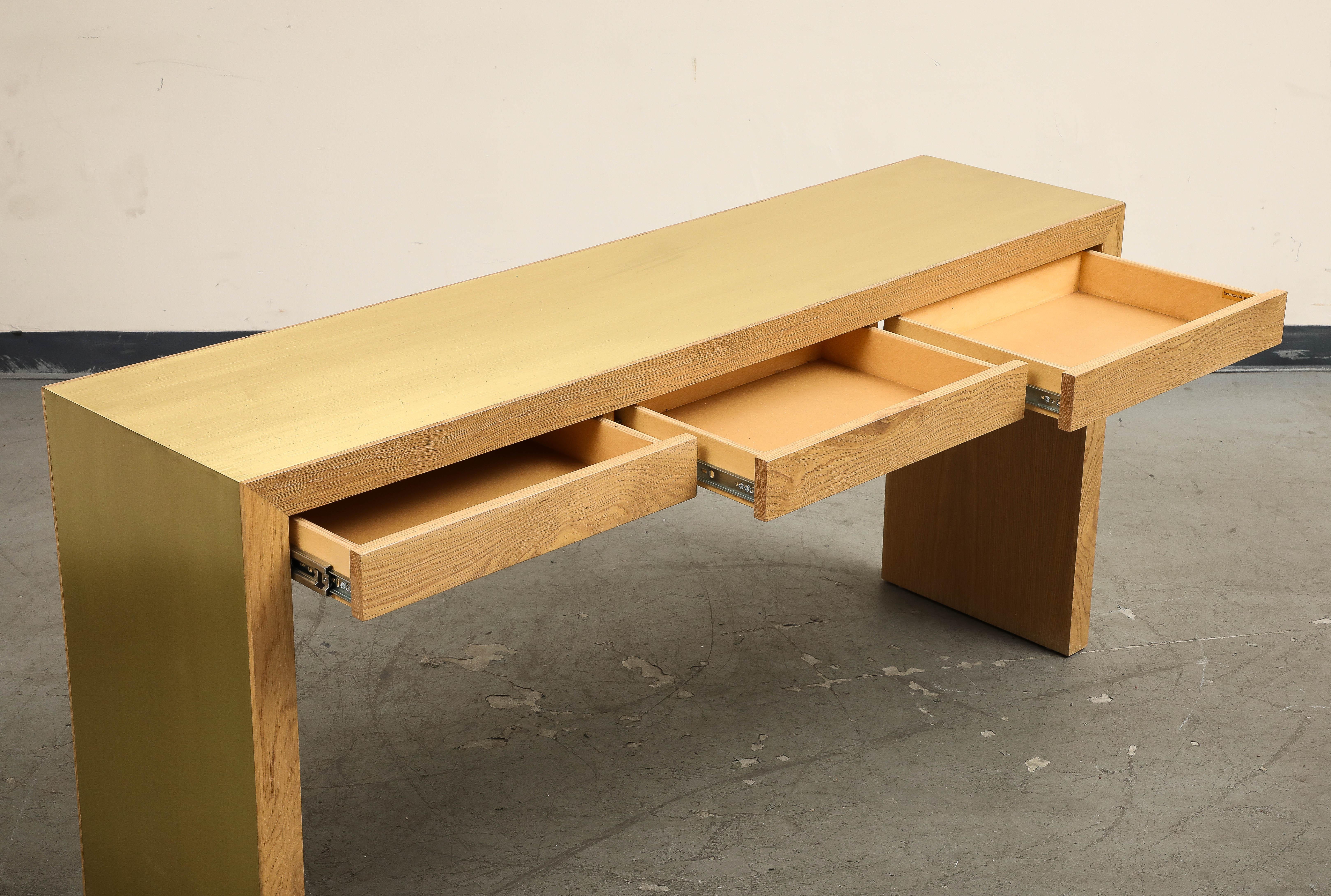 Oak Parkman Console by Lawson-Fenning In Good Condition For Sale In Chicago, IL