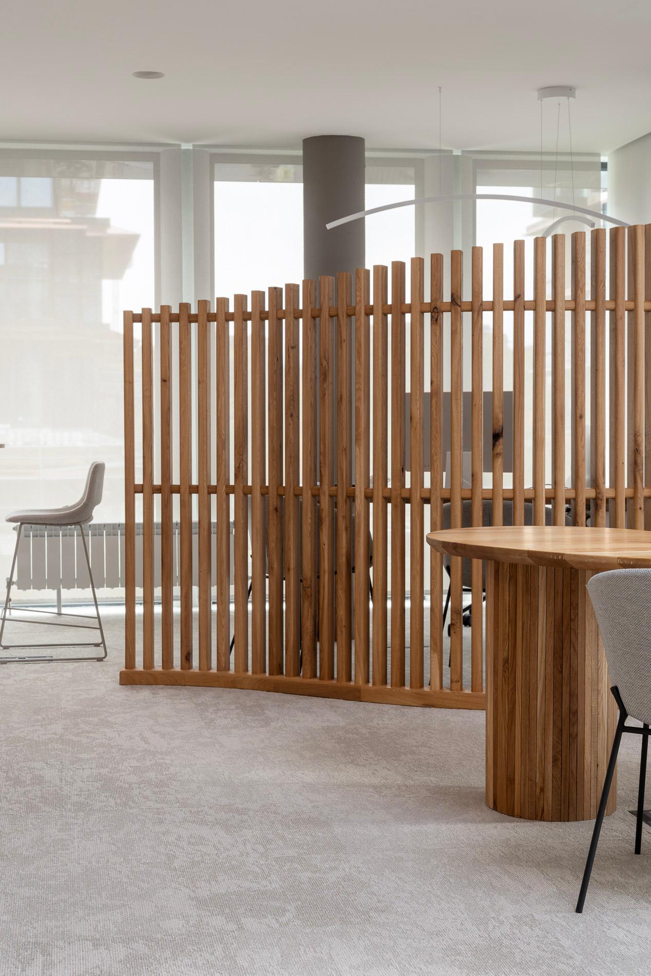 Oak Partition One of a Kind Decorative Wall by KV Design For Sale 5