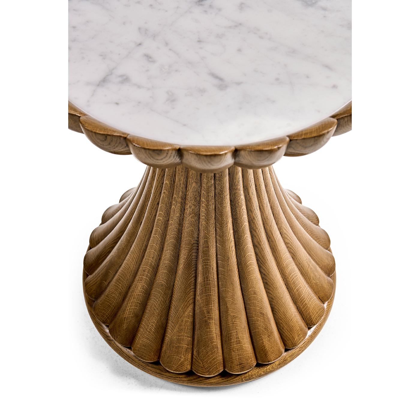 Marbre Table d'appoint à piédestal en Oak en vente