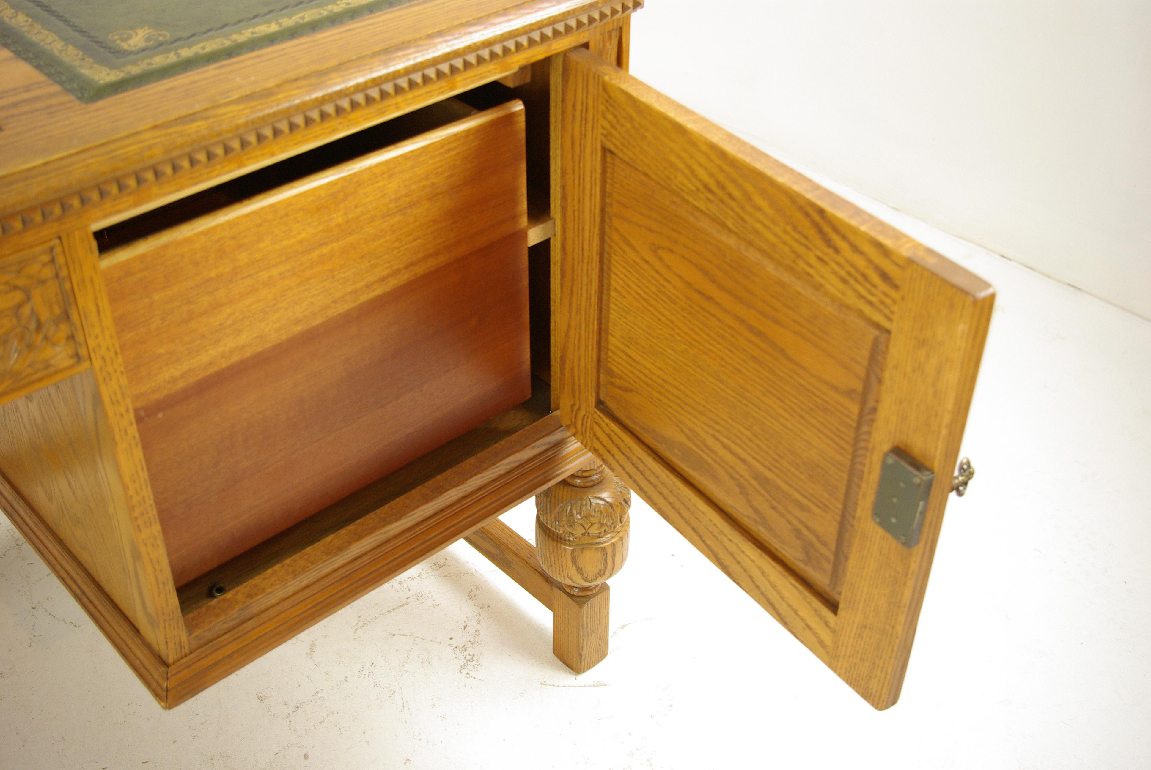 Oak Pedestal Desk, Carved Oak Desk, Leather Top Desk, Scotland 1950, B1166 (Eichenholz)