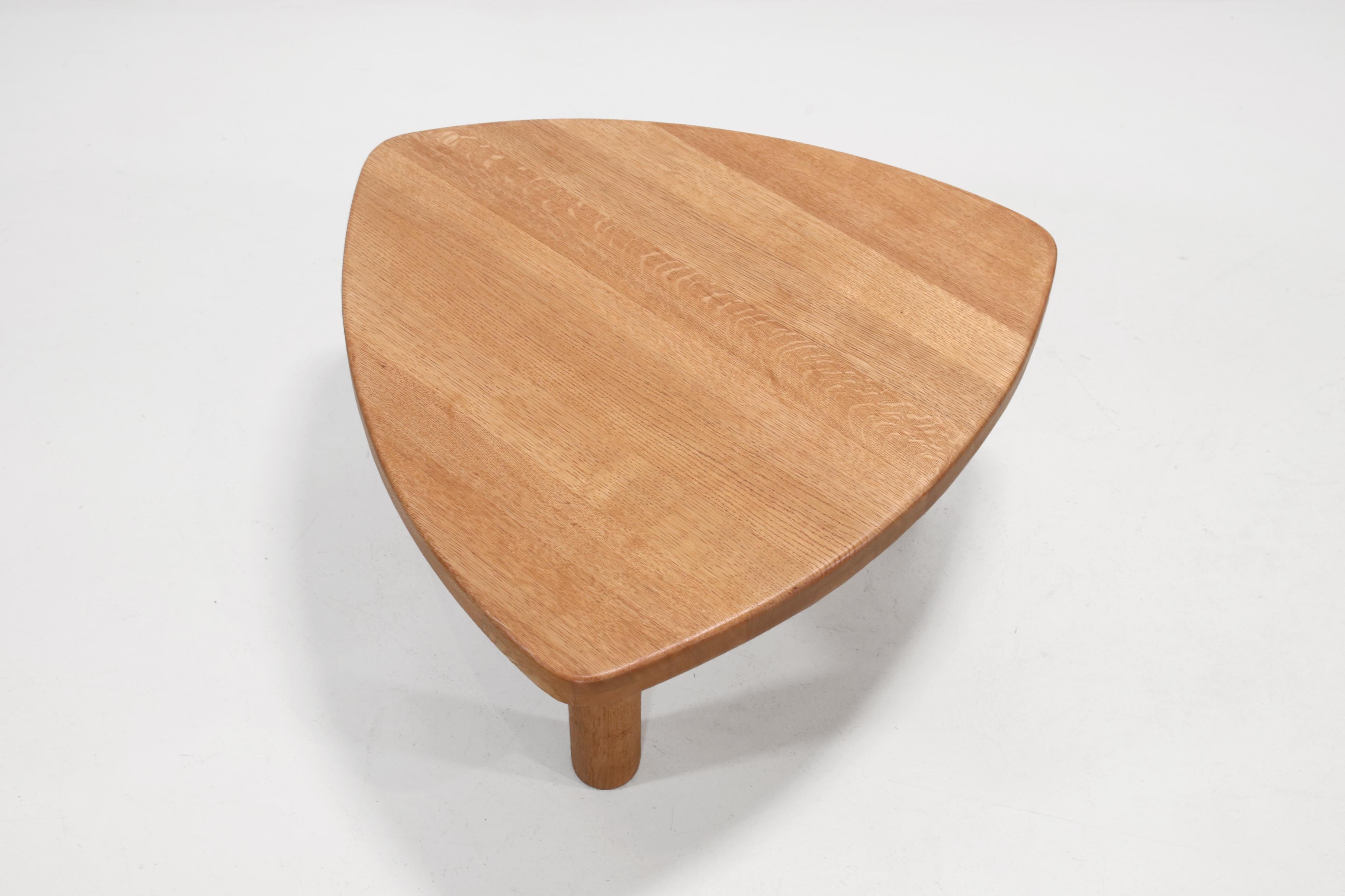 Oak Pierre Chapo T23 side tabel In Good Condition For Sale In Amsterdam, Noord Holland