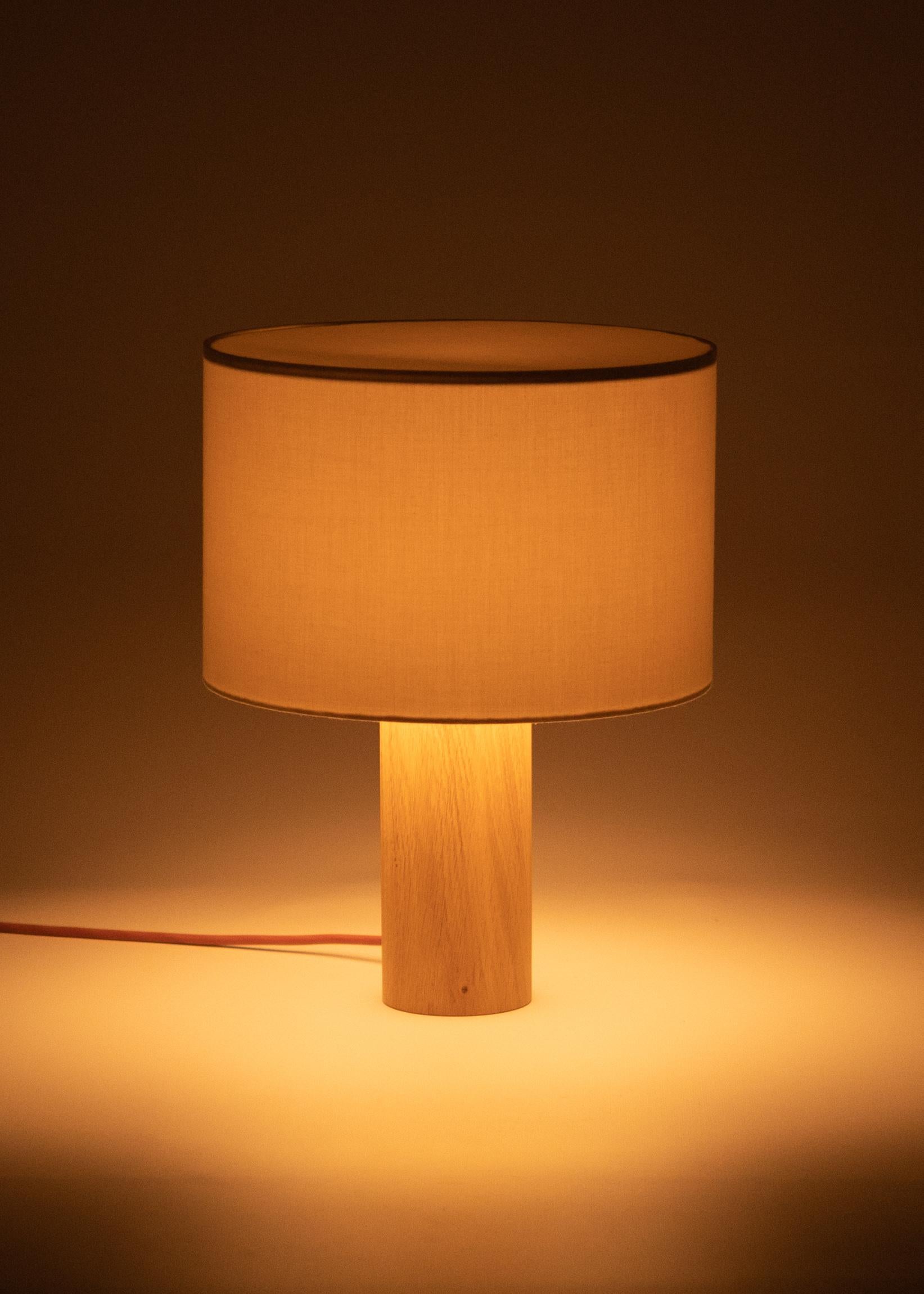 Contemporary Oak Pipito Table Lamp by Simone & Marcel For Sale