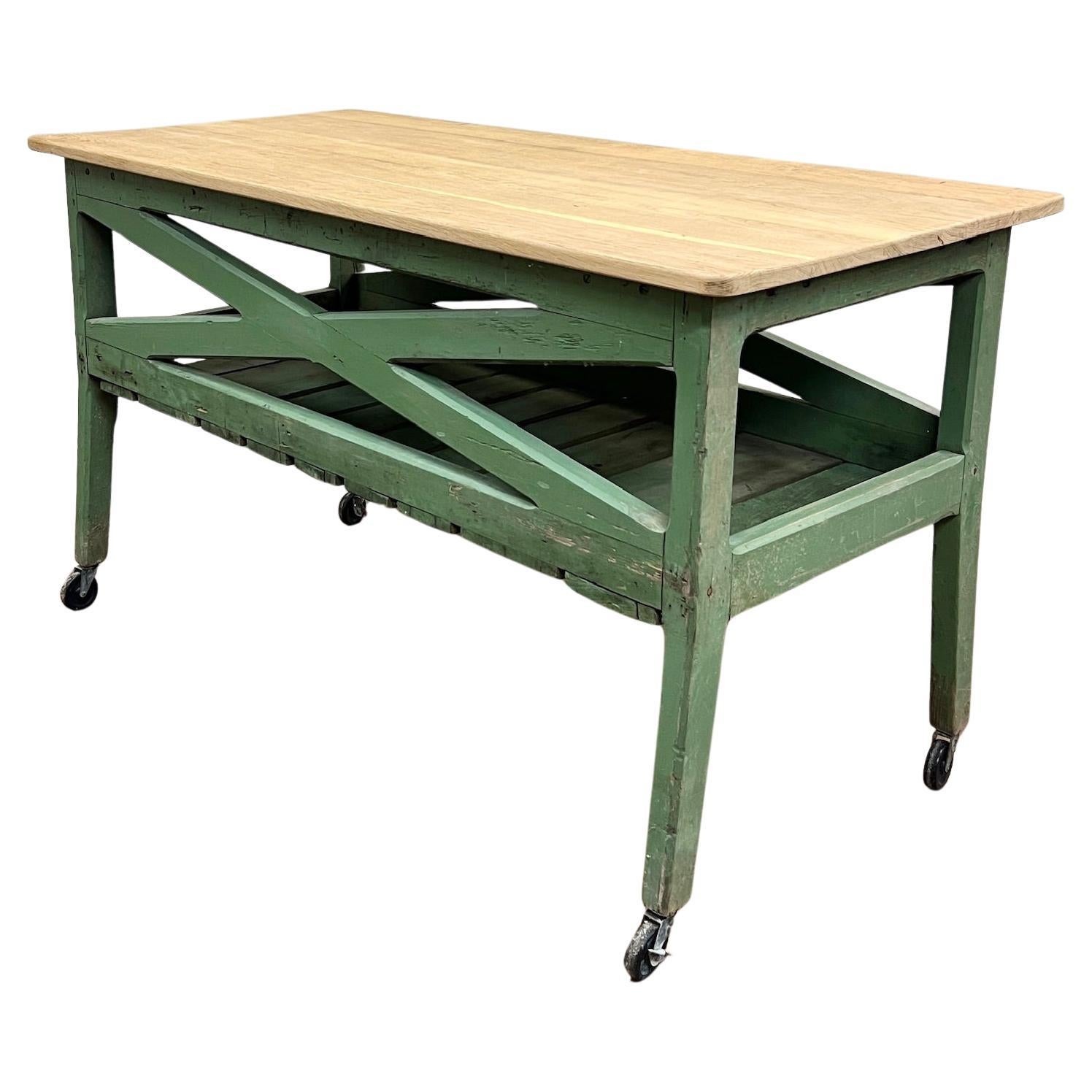Tavolo da cucina Oak Prep Table Isola Verde in vendita