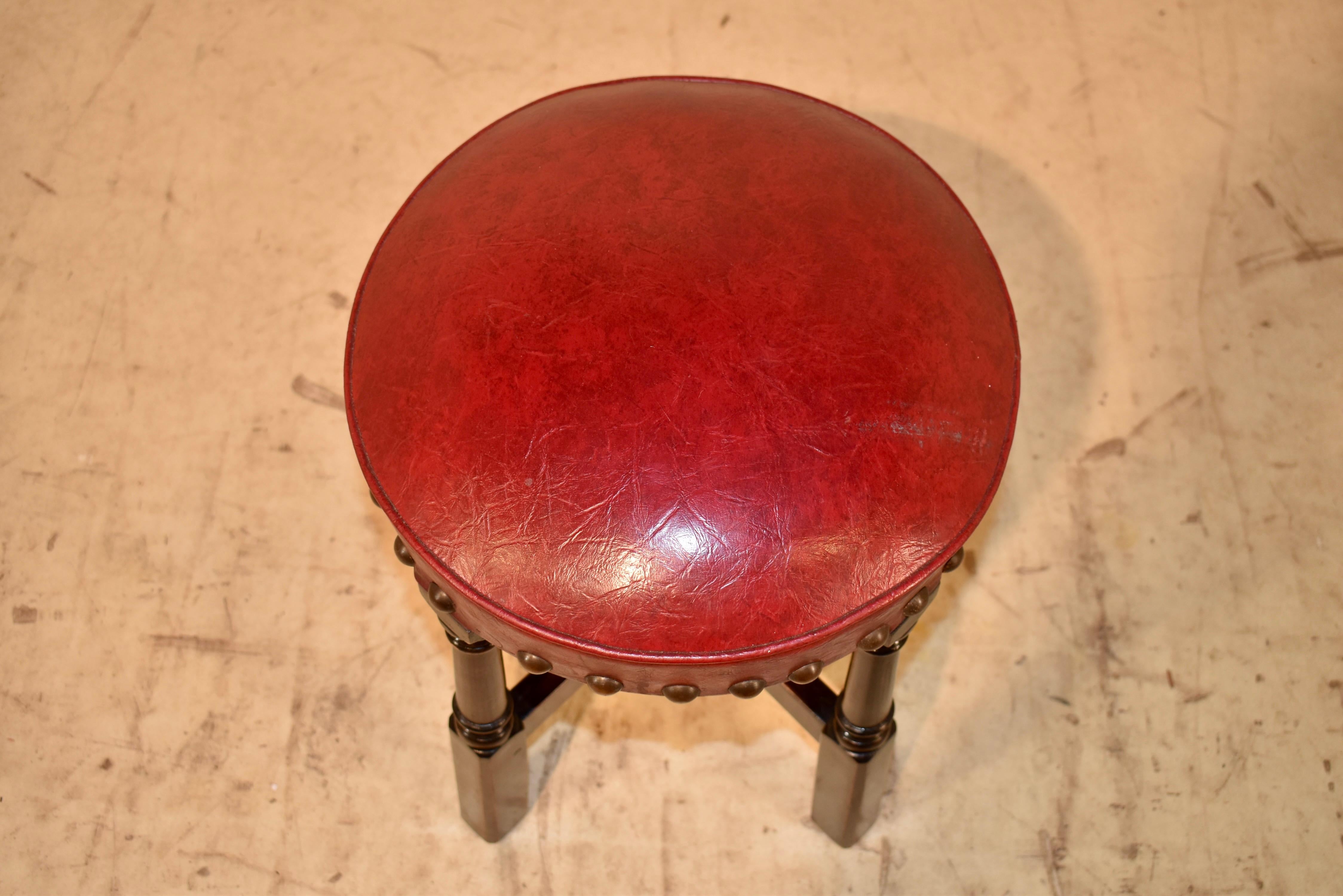 Oak Pub Stool, Circa 1920 In Good Condition For Sale In High Point, NC