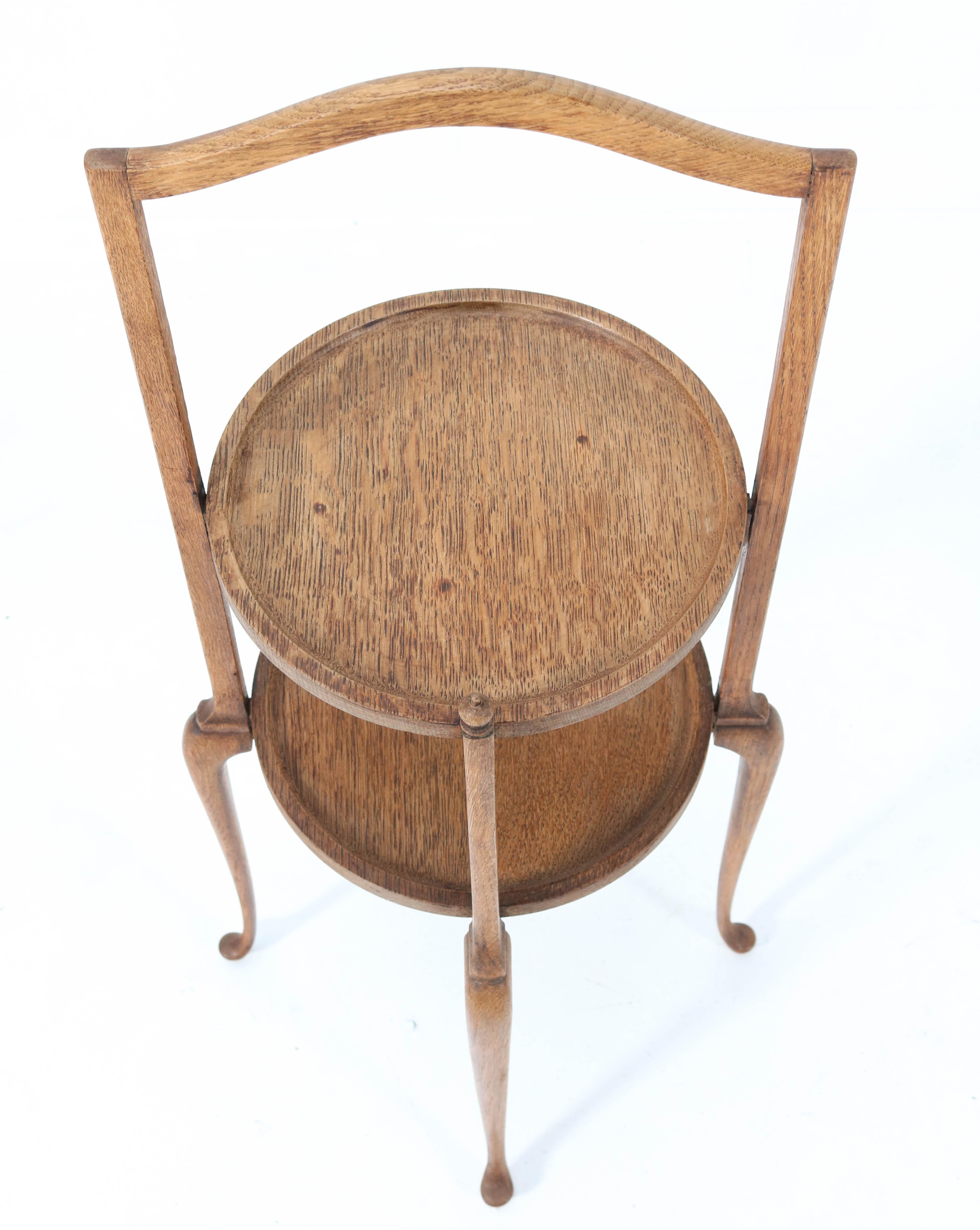 Alzata per torte in stile Queen Anne in Oak di H. Pander & Zonen, 1920 in vendita 2