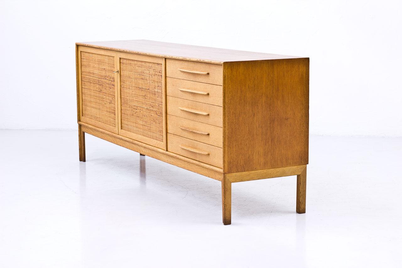 Oak & Rattan 