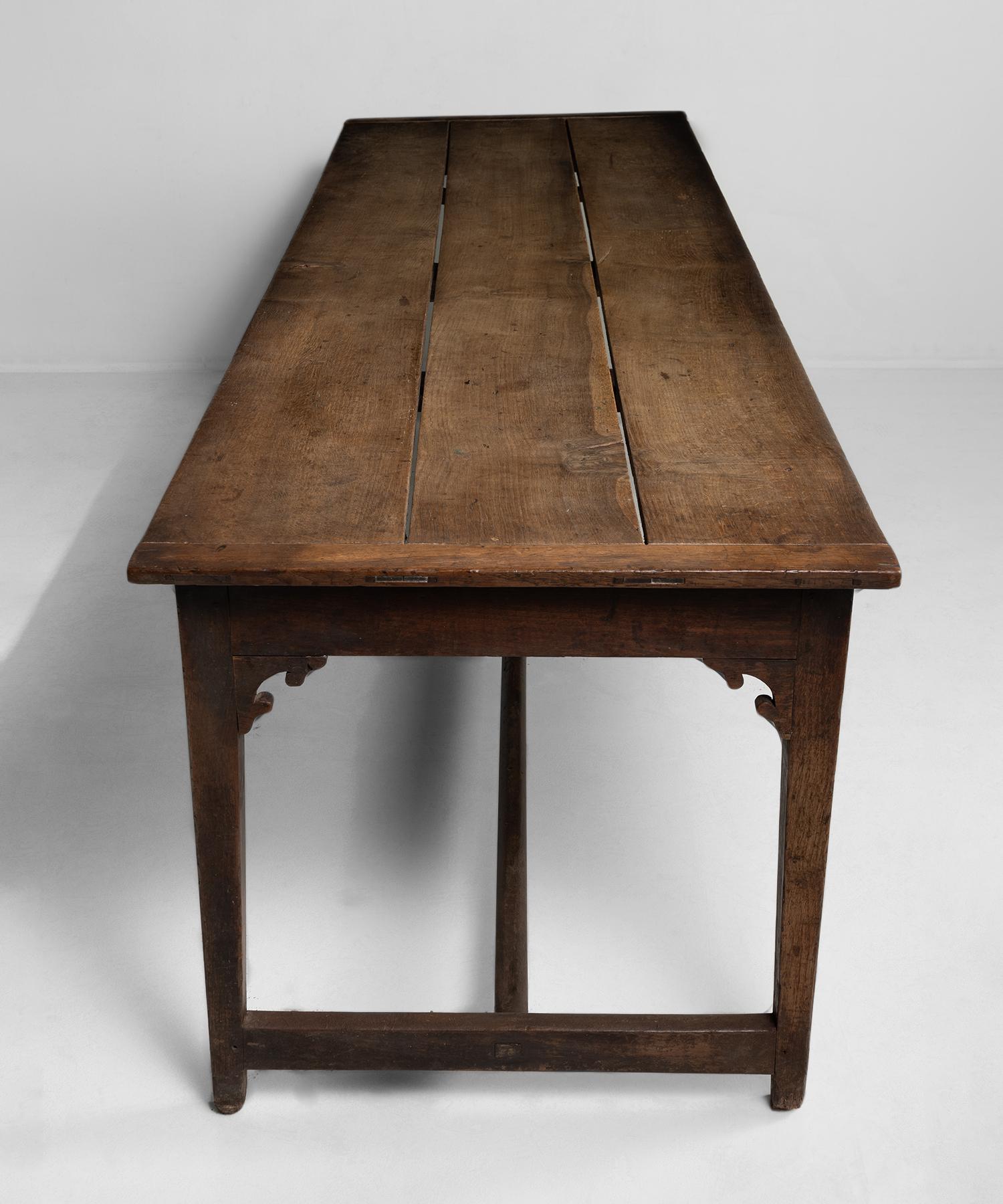 Oak Refectory Dining Table In Good Condition In Culver City, CA