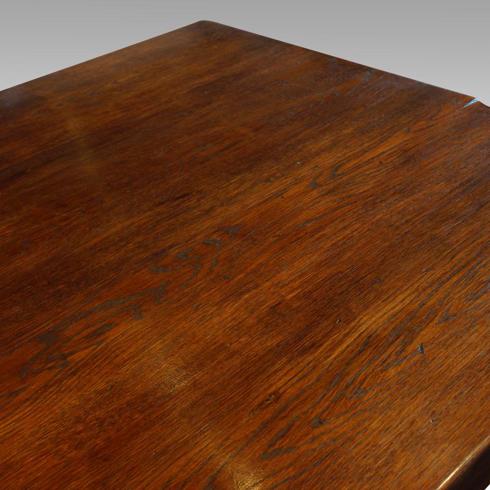 English solid large Elizabethan style Oak Refectory Dining Table, circa 1920 2