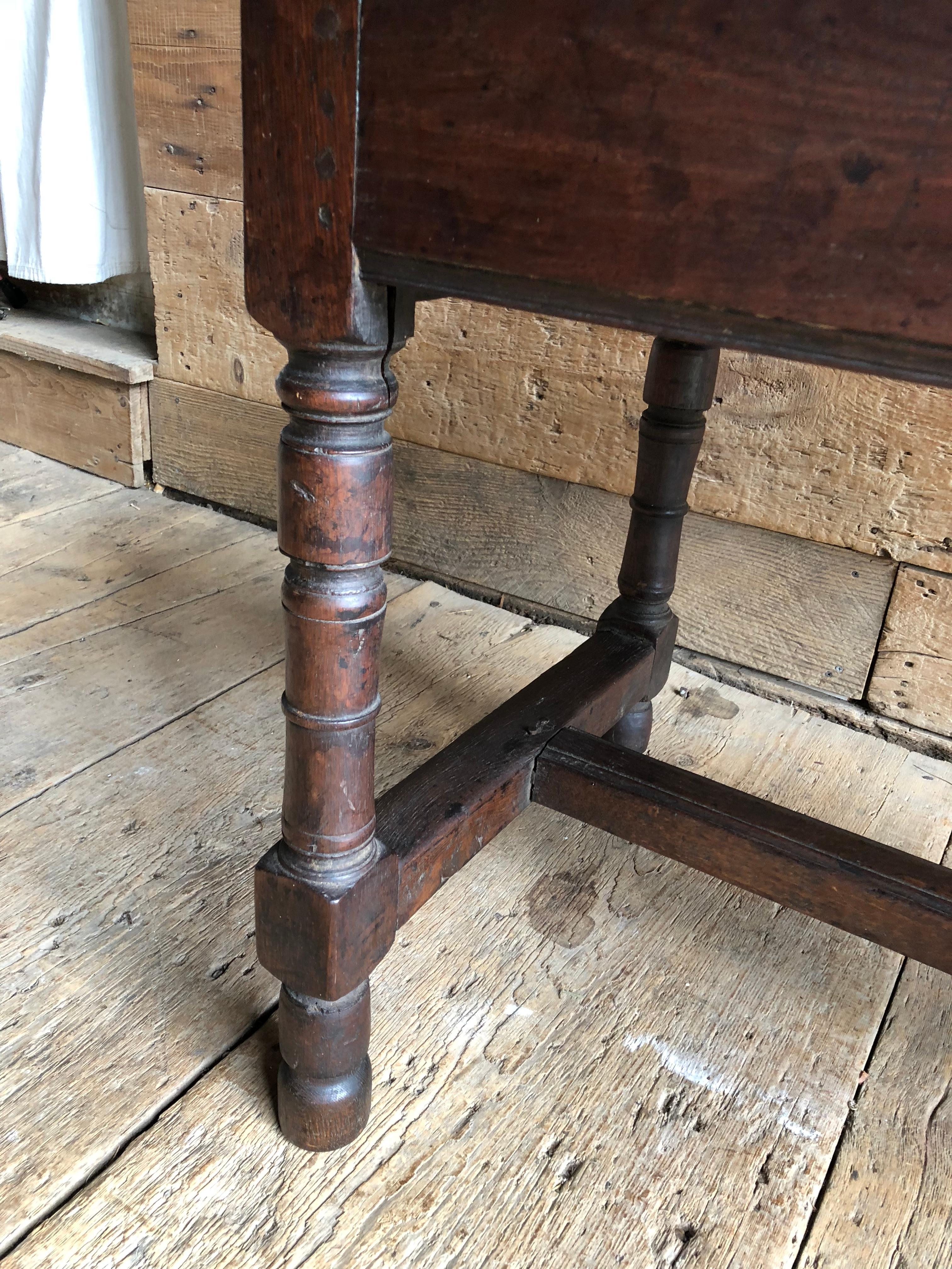 Oak Refectory Table with Extensions, 17th Century 2