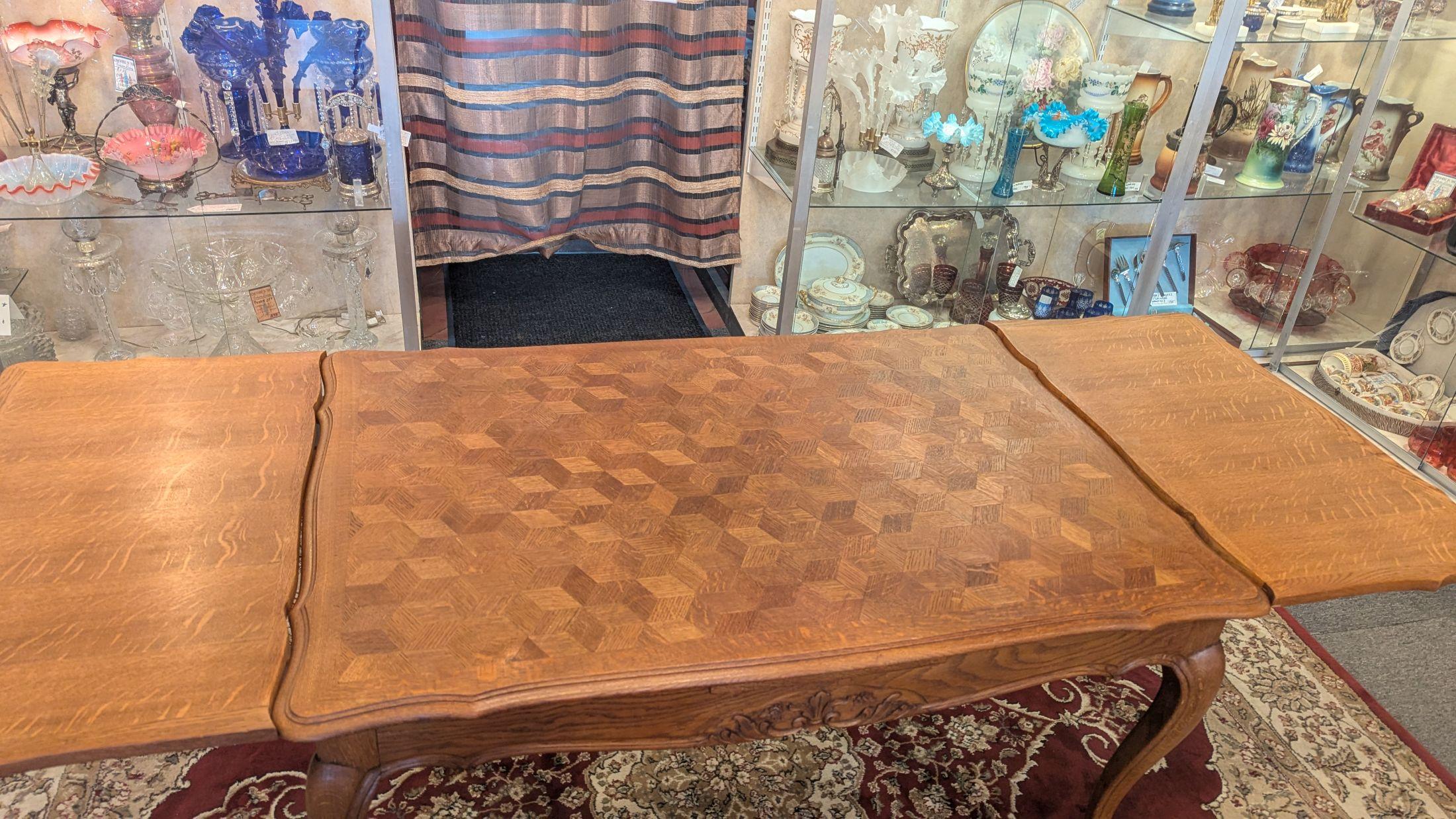 Oak Refrectory Table and 6 Chairs In Good Condition For Sale In Pueblo, CO