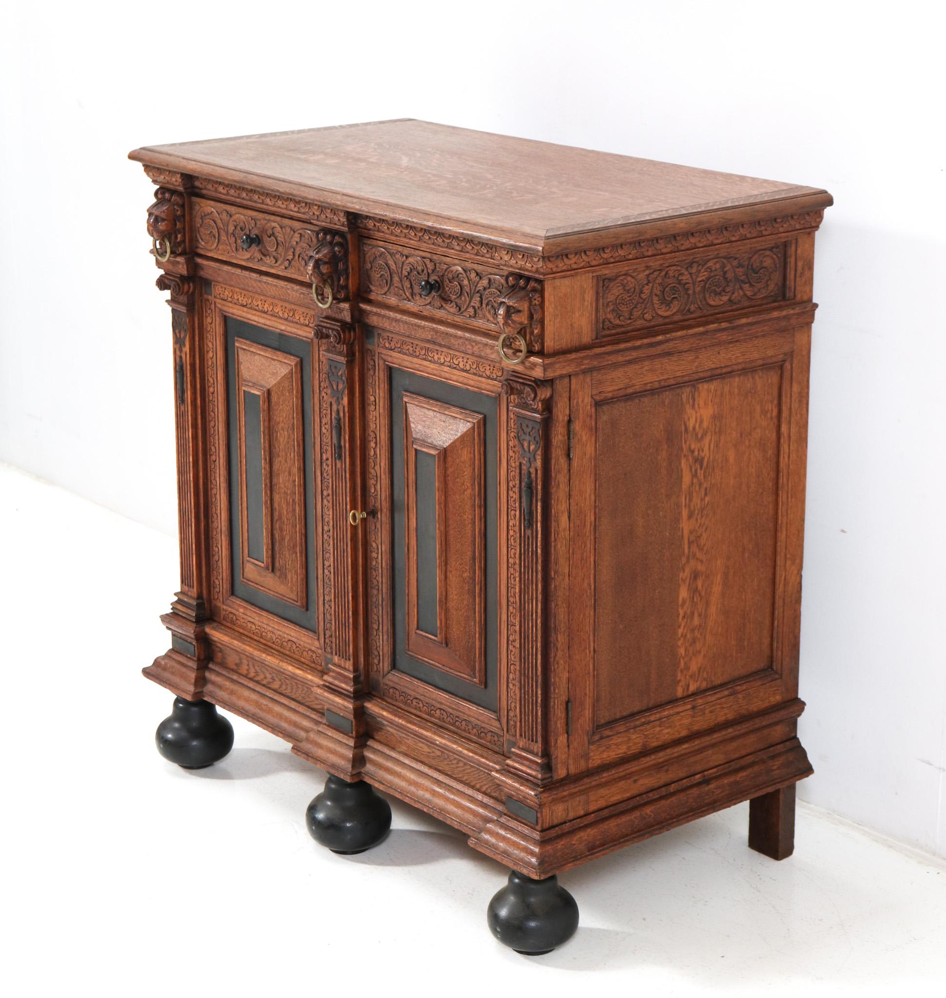 Early 20th Century Oak Renaissance Revival Cabinet, 1900s For Sale