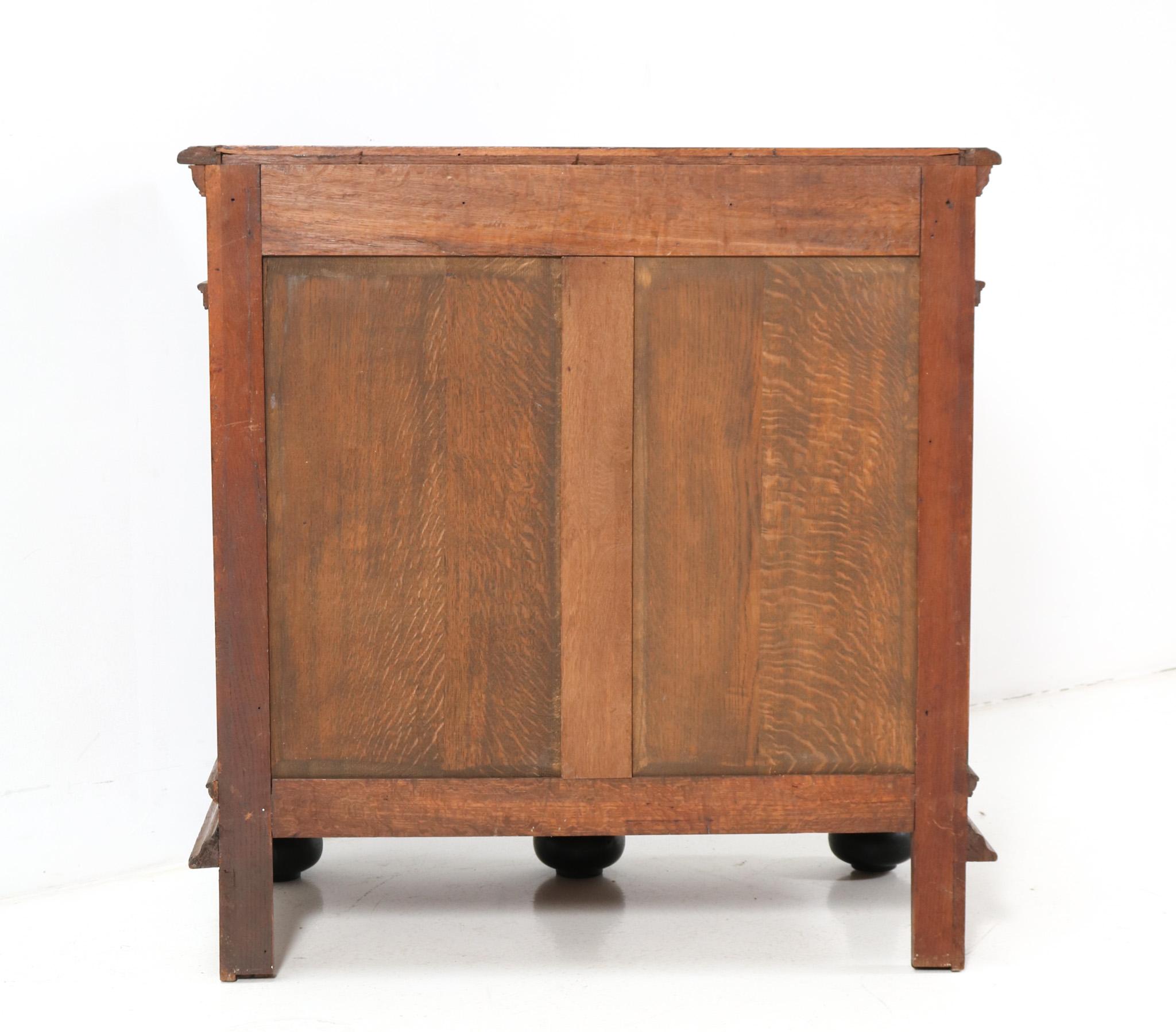 Oak Renaissance Revival Cabinet, 1900s For Sale 3